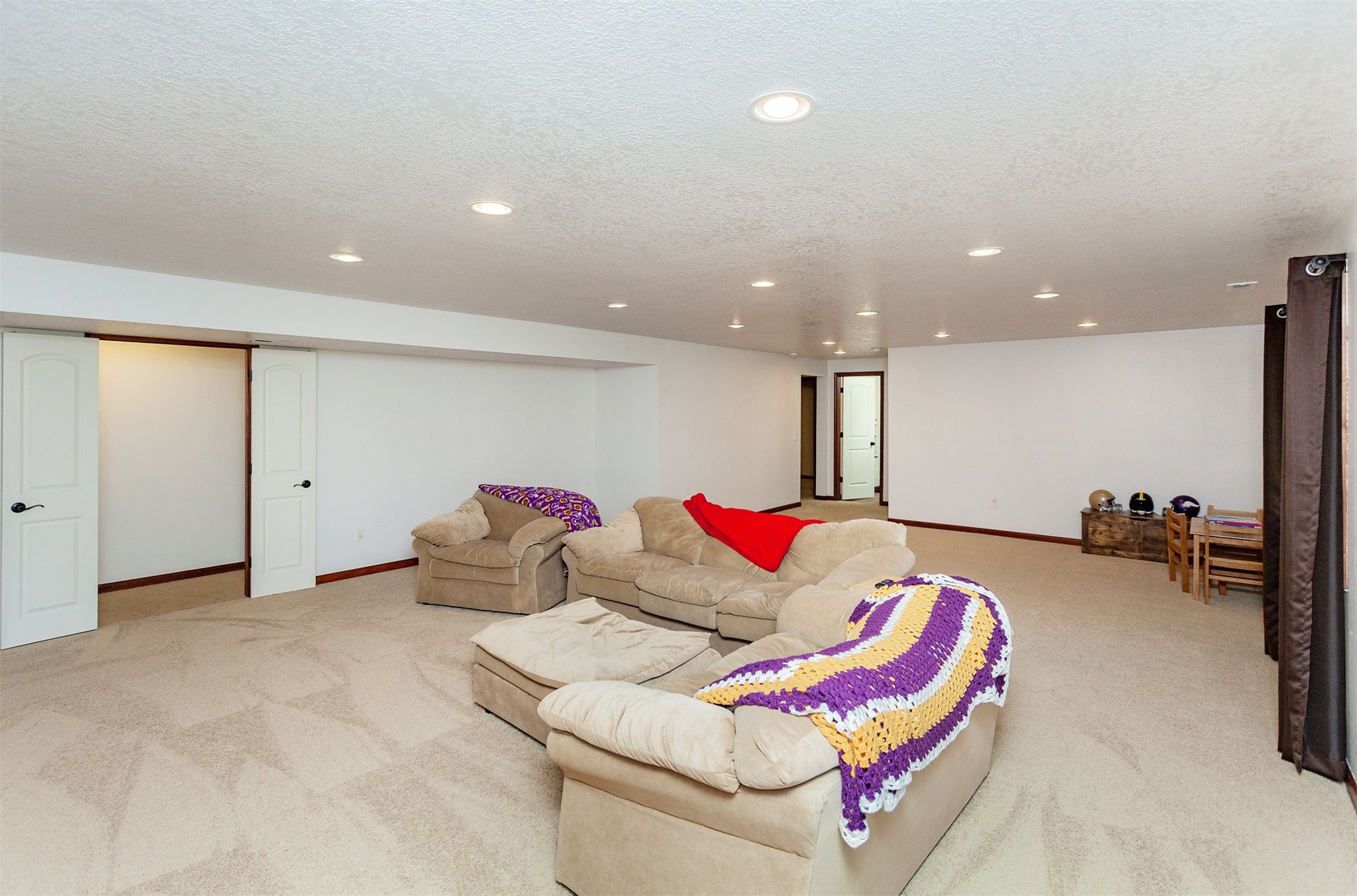 1125 Rolling Hills Court
