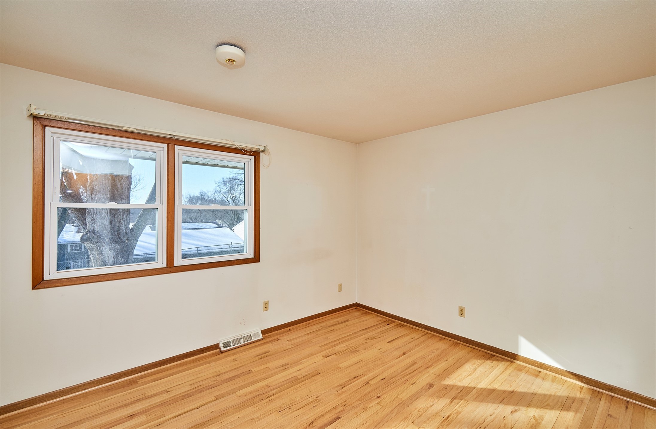 4218 SE 12th Street