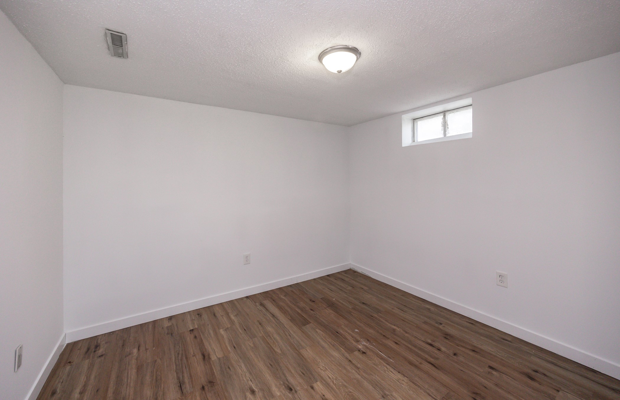 562 Greenfield Parkway
