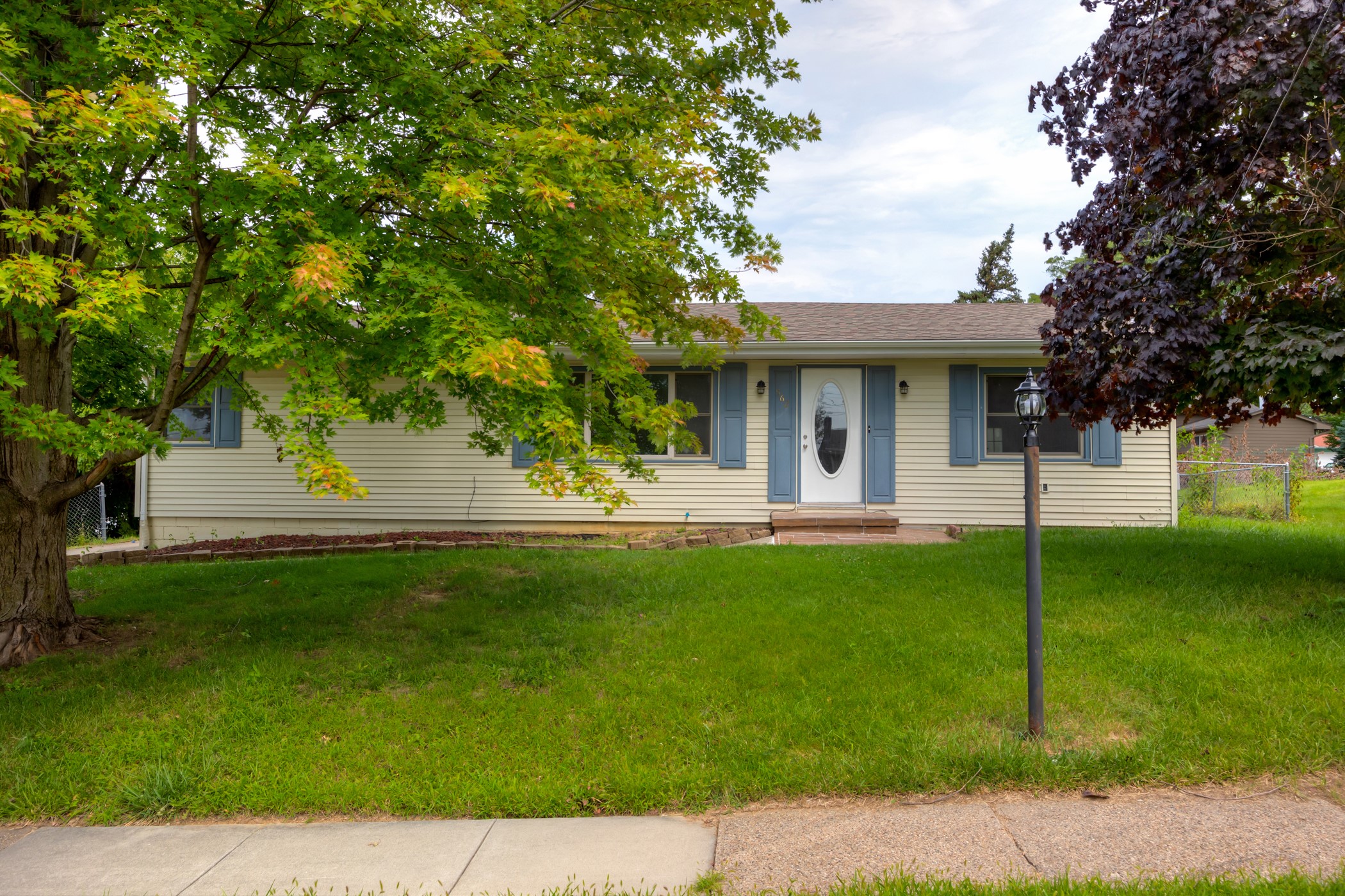 562 Greenfield Parkway