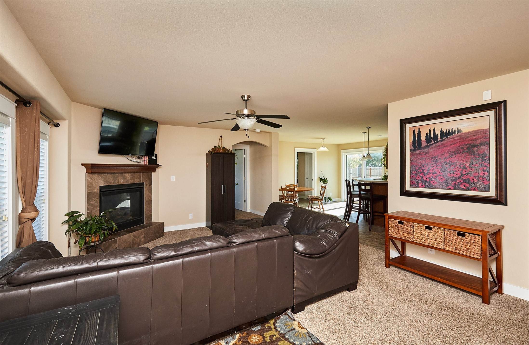 801 N 11th Avenue Circle