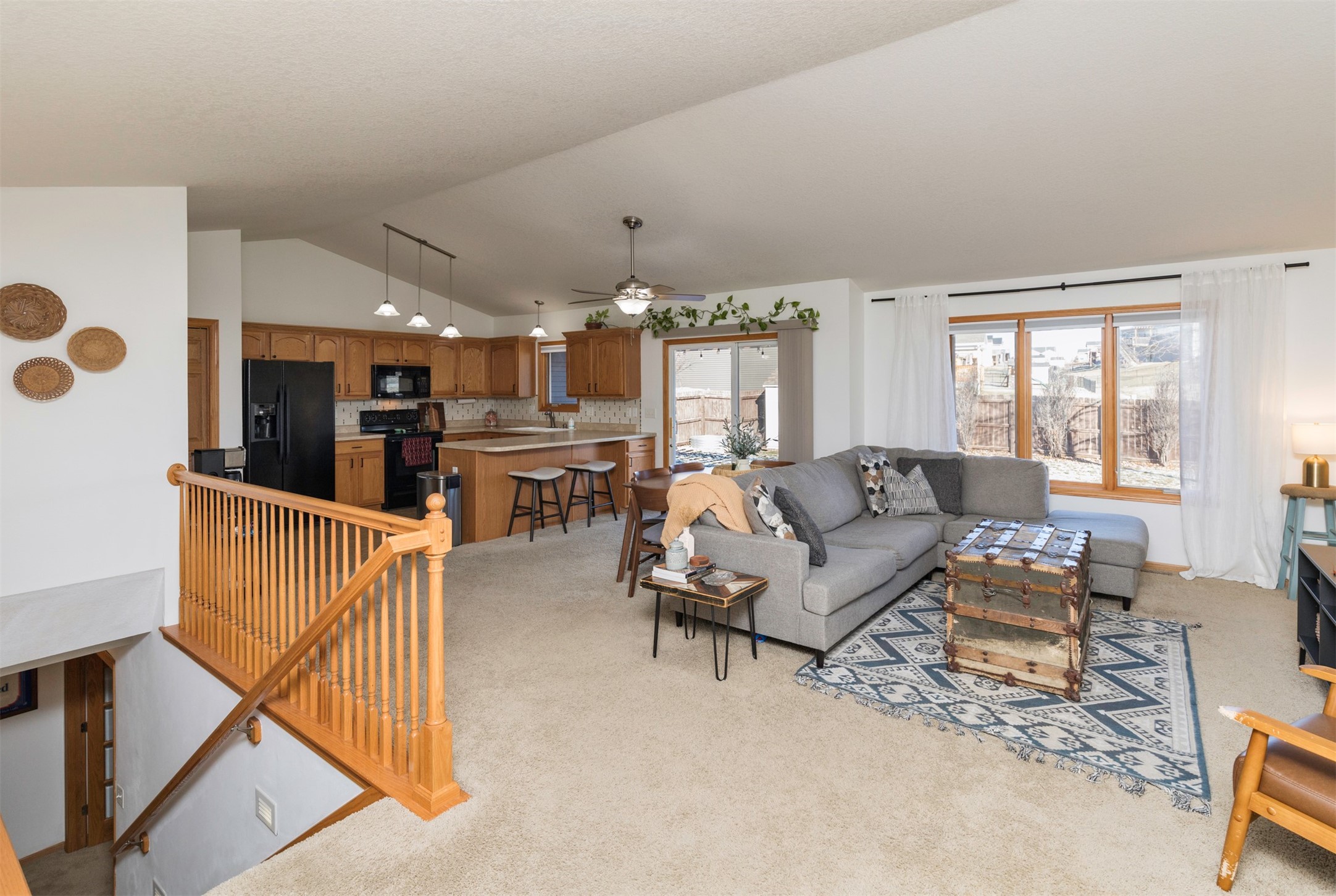 2405 Shady Lane Drive