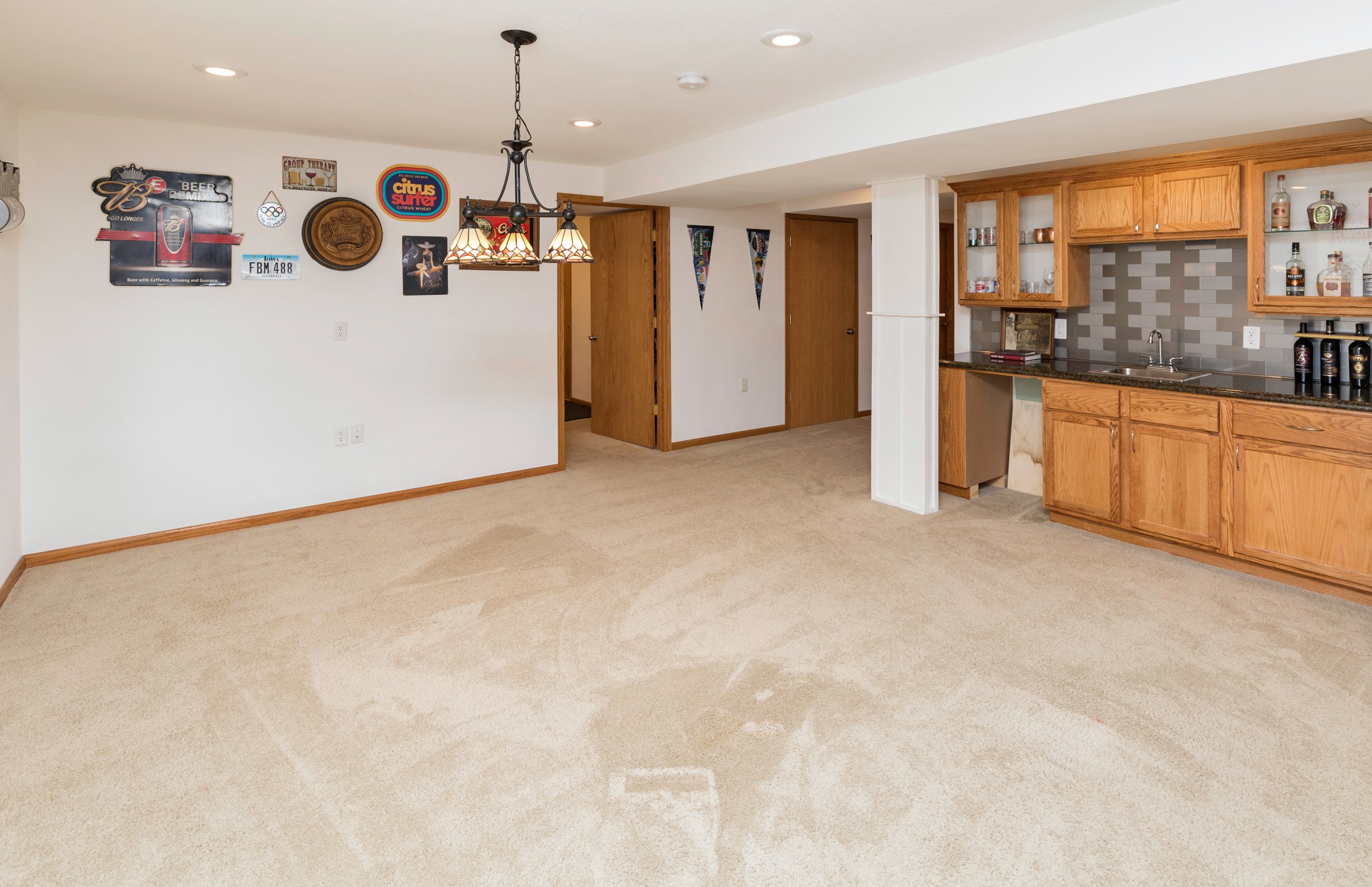 2405 Shady Lane Drive