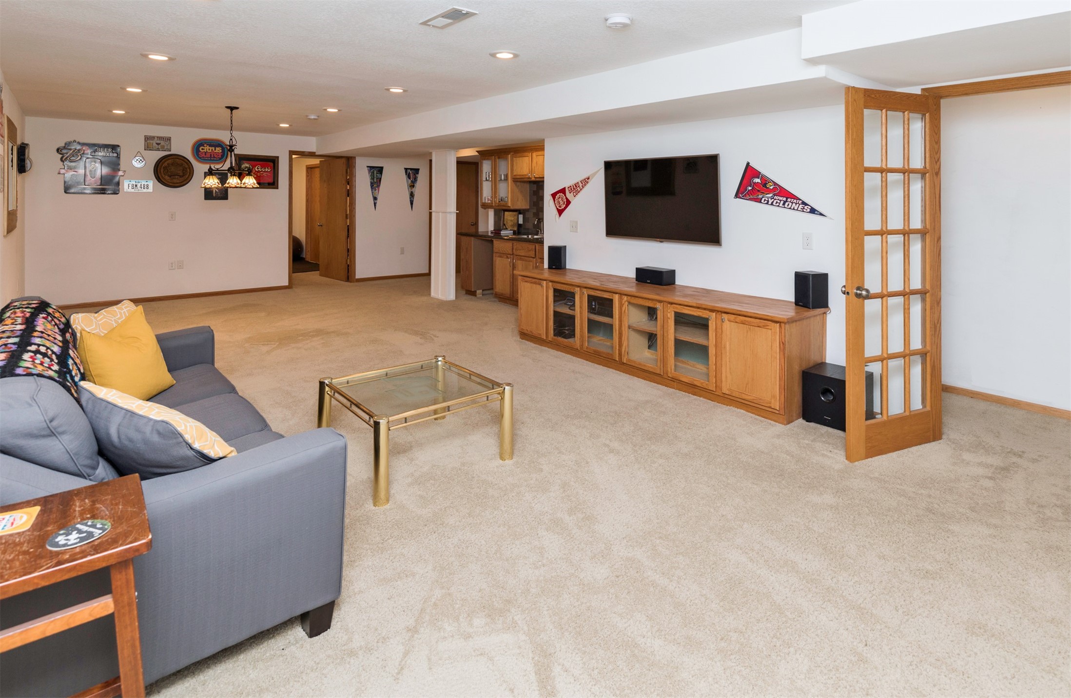 2405 Shady Lane Drive