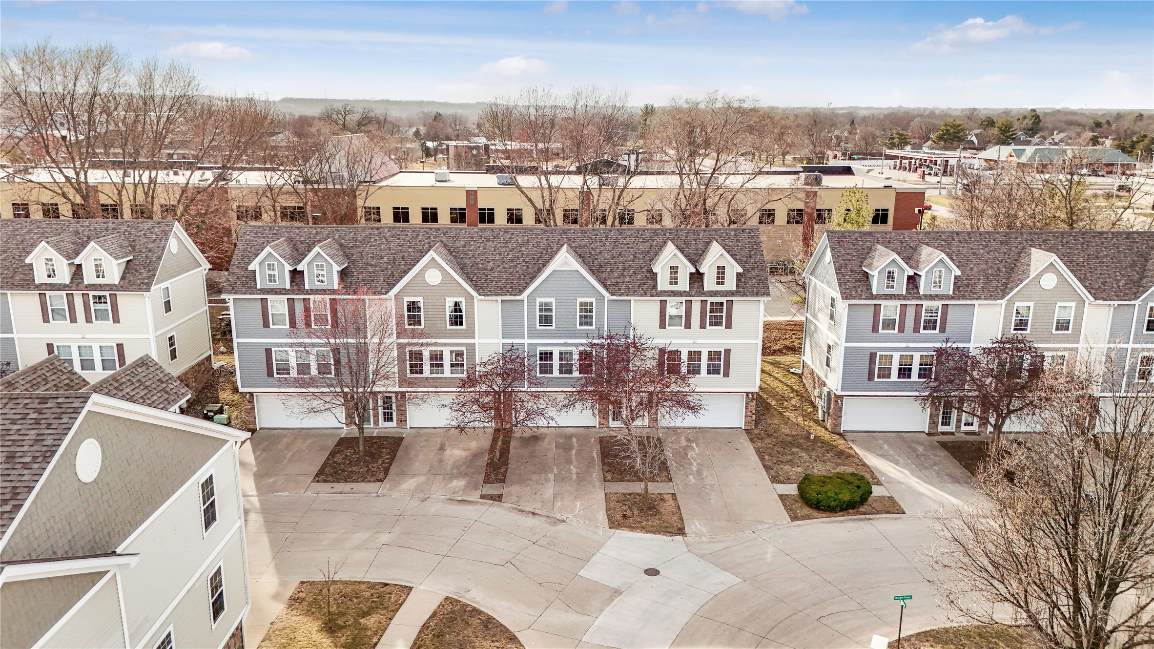 5558 Boston Court