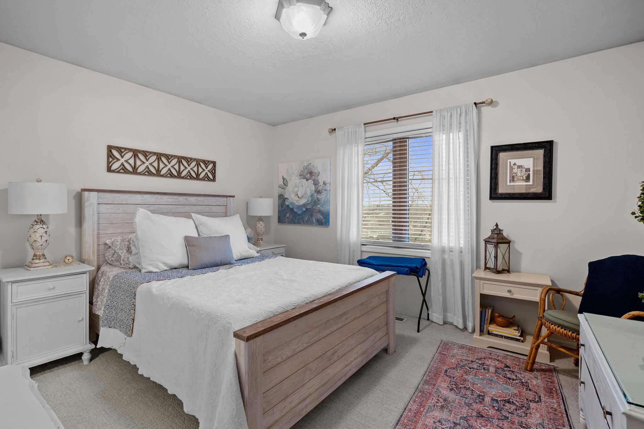 5903 Northview Drive