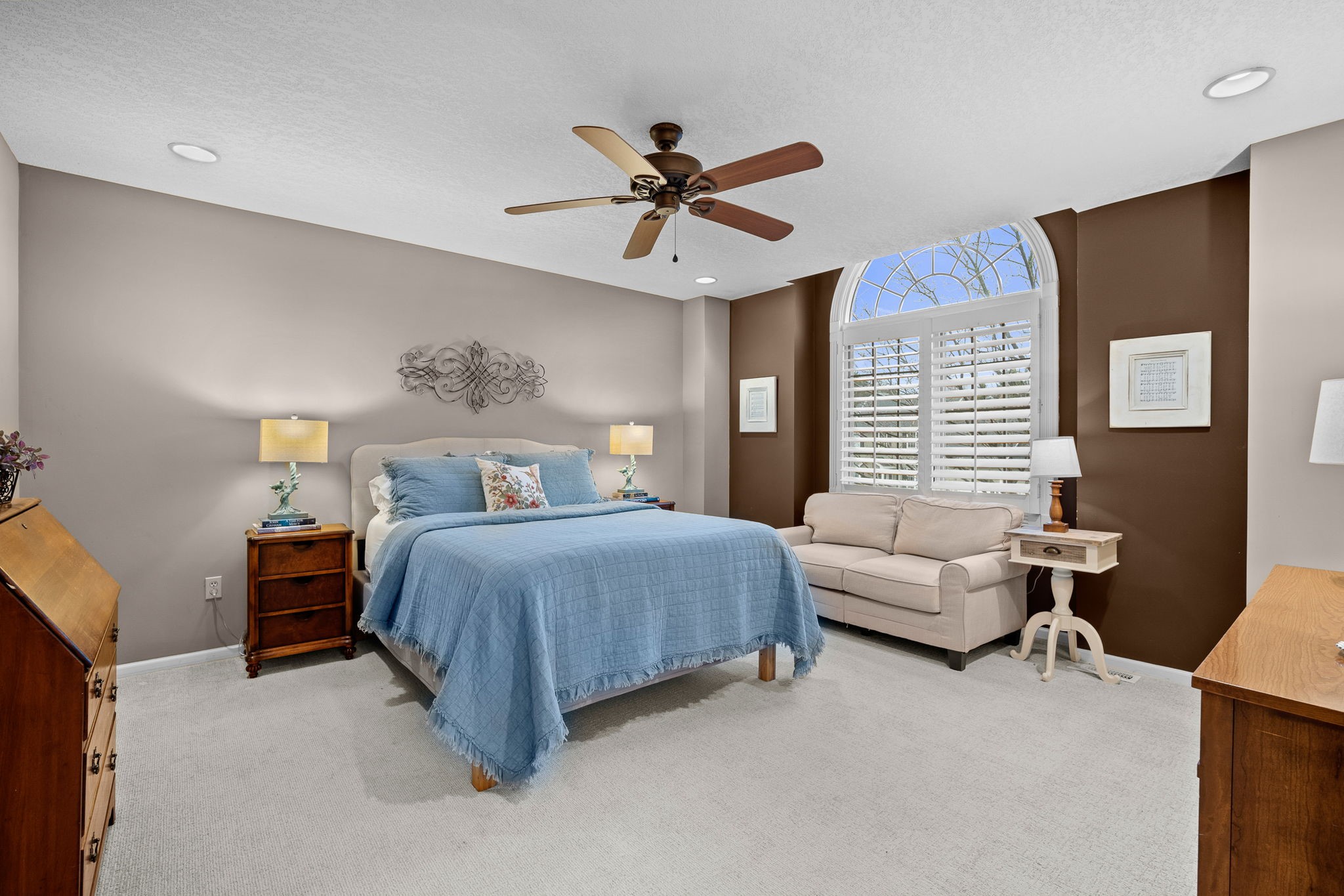 5903 Northview Drive
