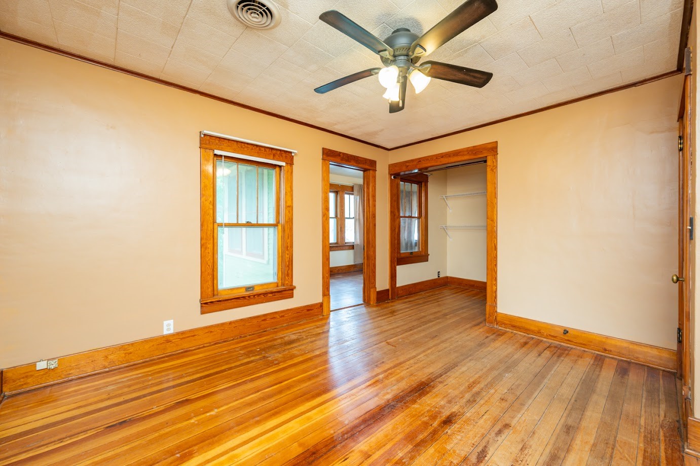 116 W Grant Street