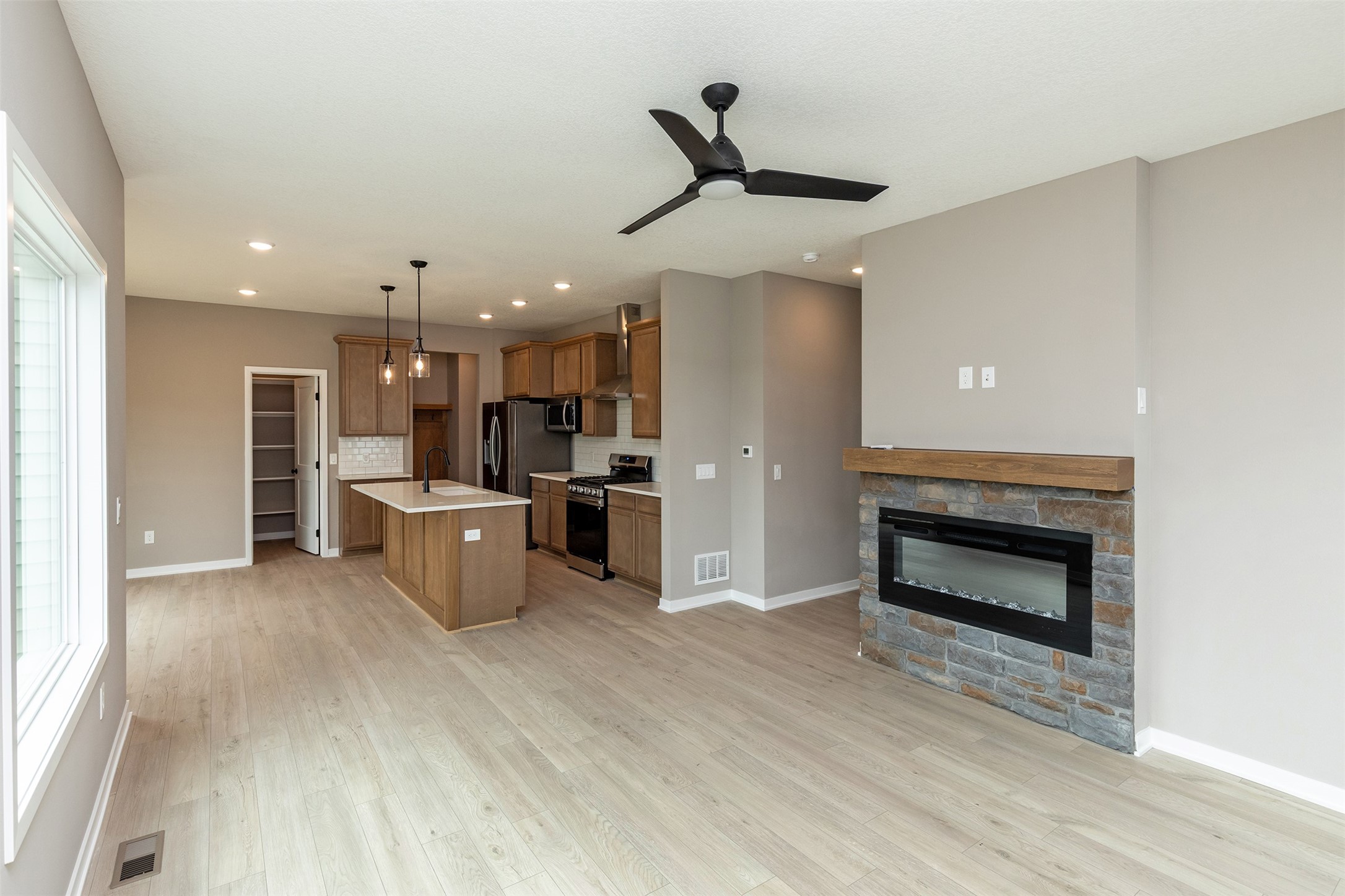 416 Napoli Avenue
