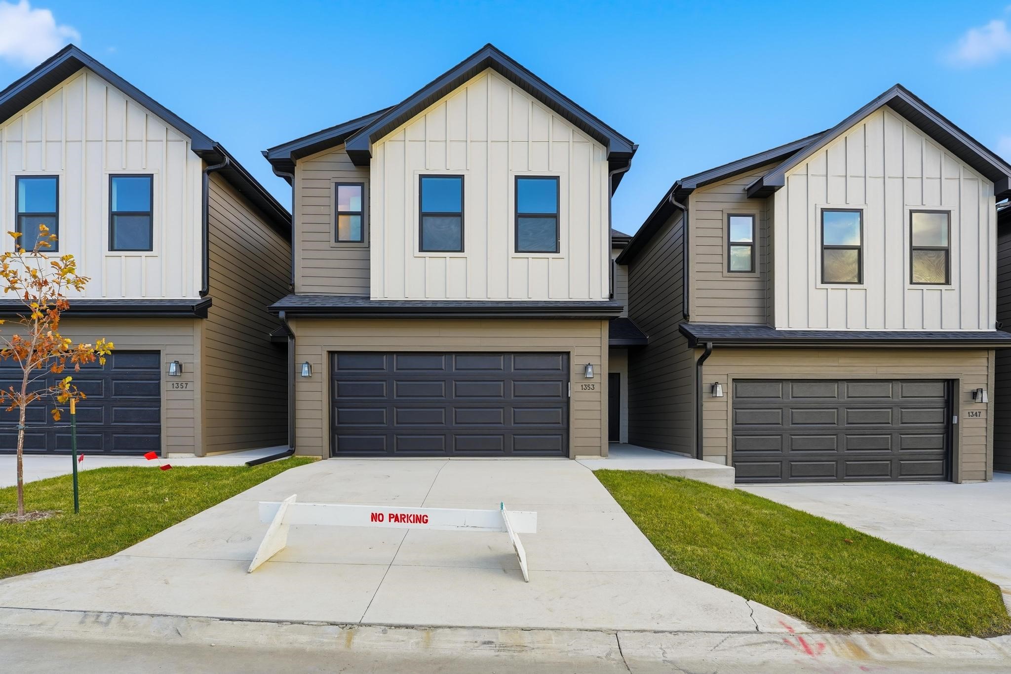 1353 Meadow Rose Place