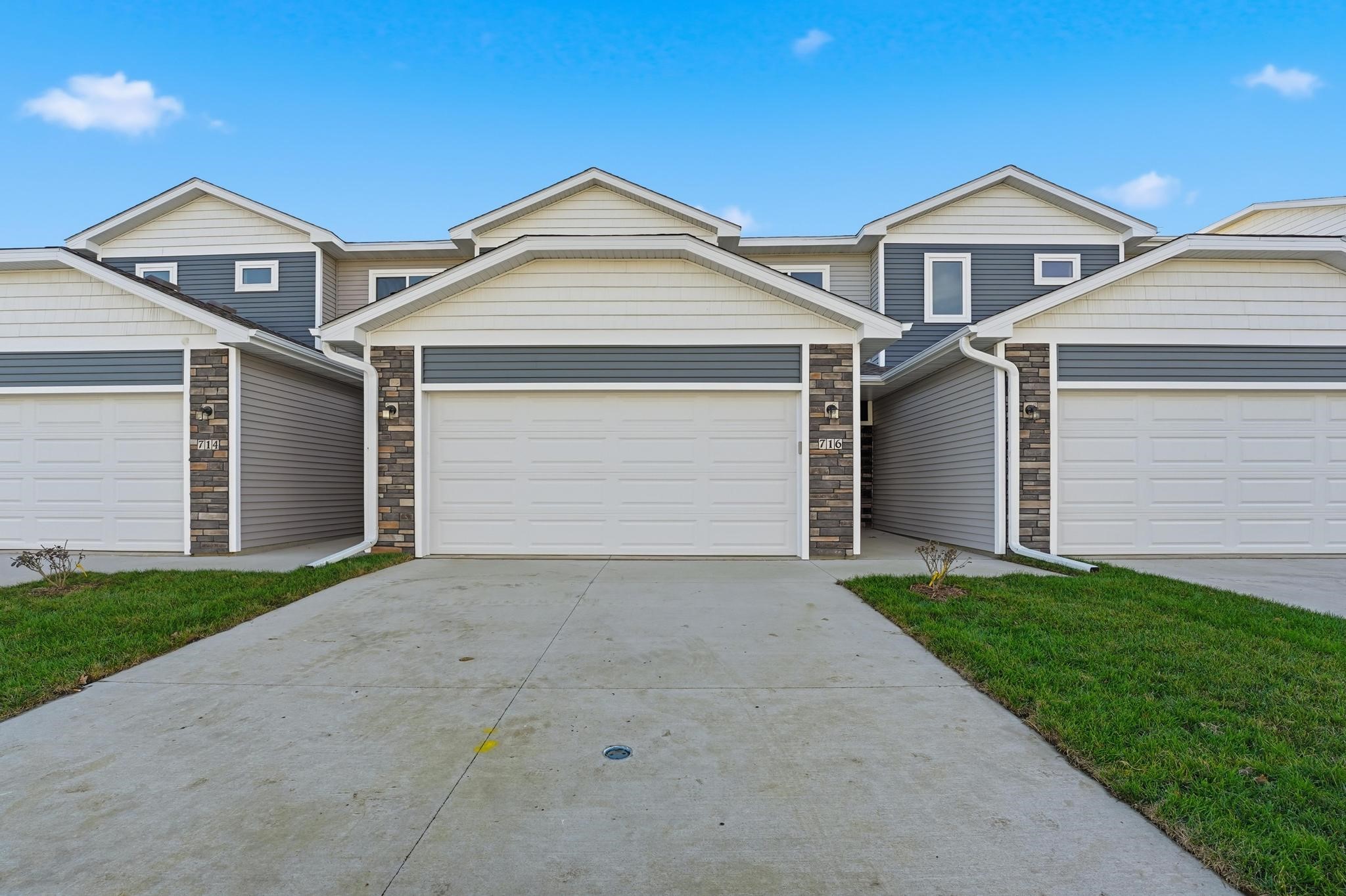 714 Campusside Place