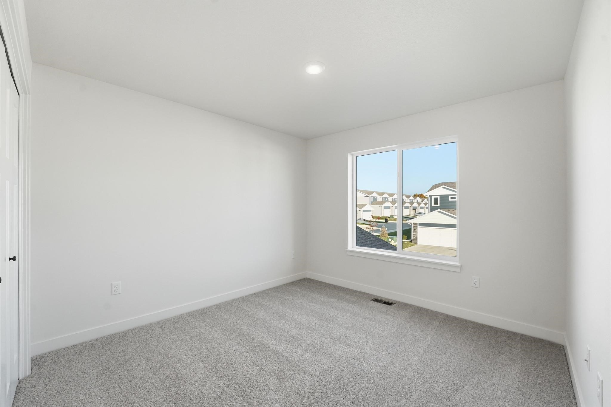 804 Campusside Place