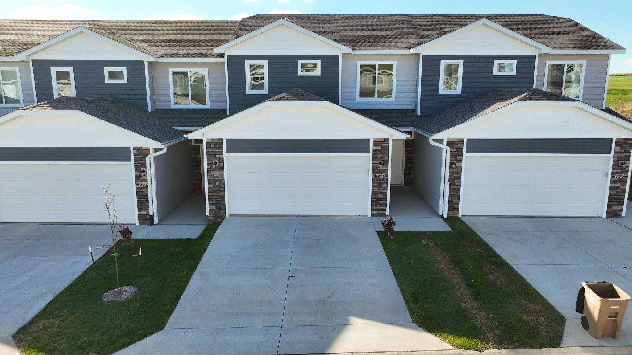 804 Campusside Place