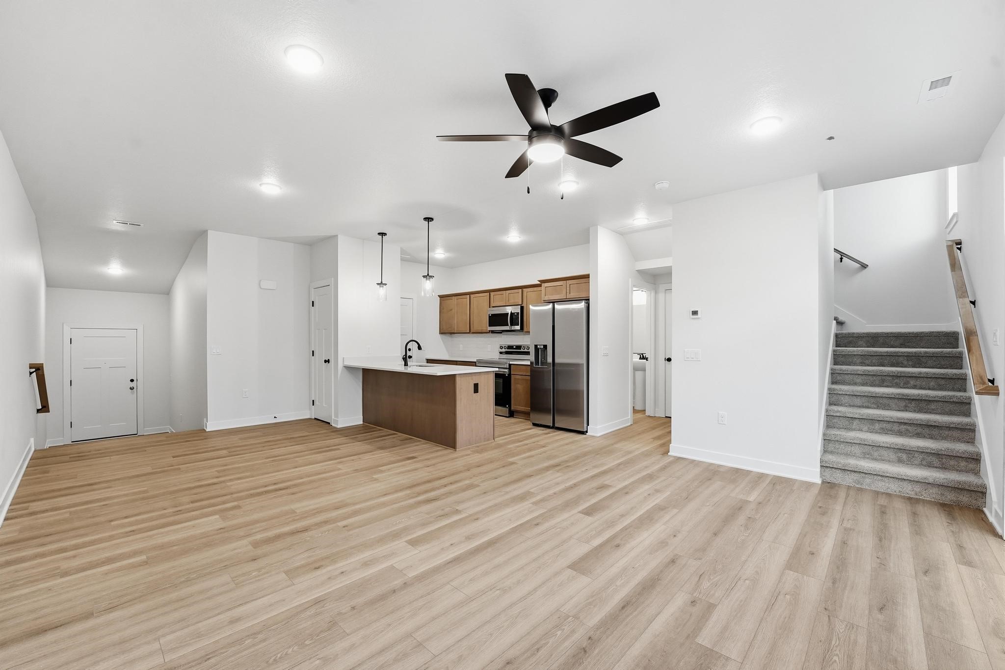 715 Campusside Place