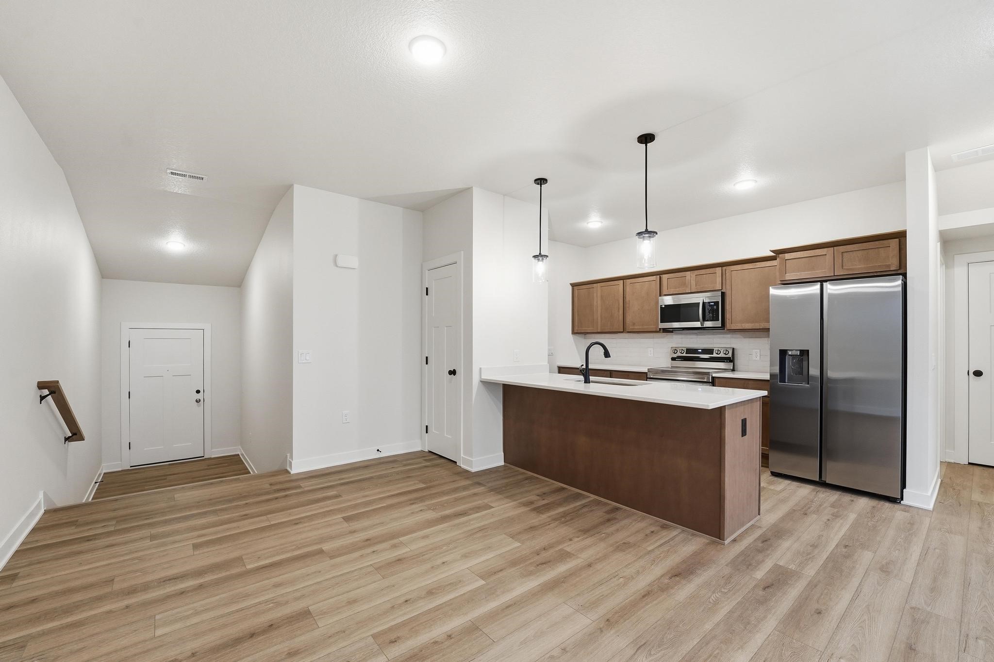 719 Campusside Place
