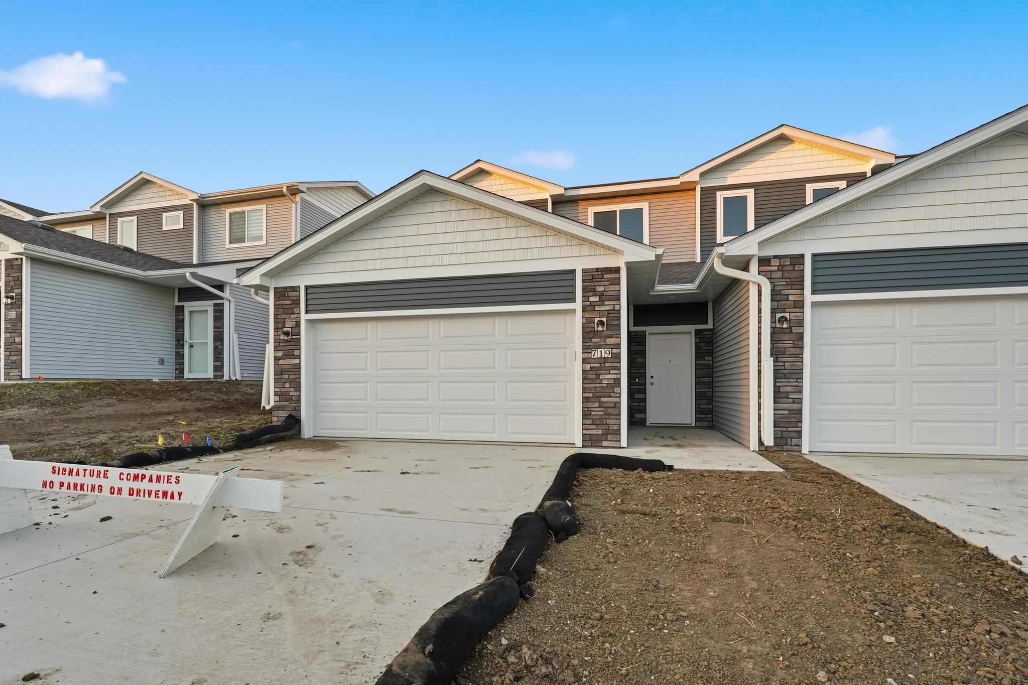 719 Campusside Place