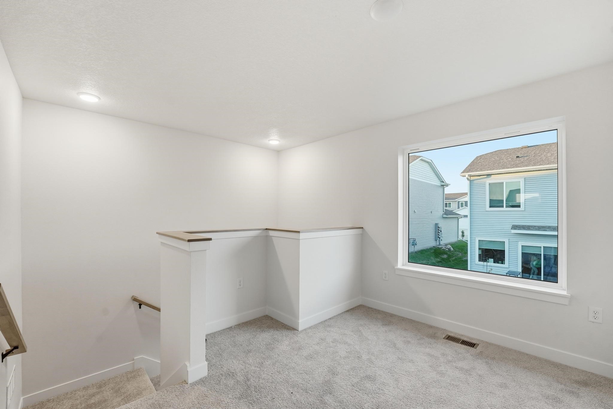 719 Campusside Place
