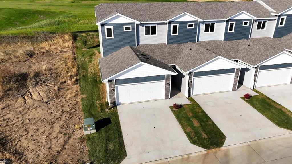 3011 Bracken Place