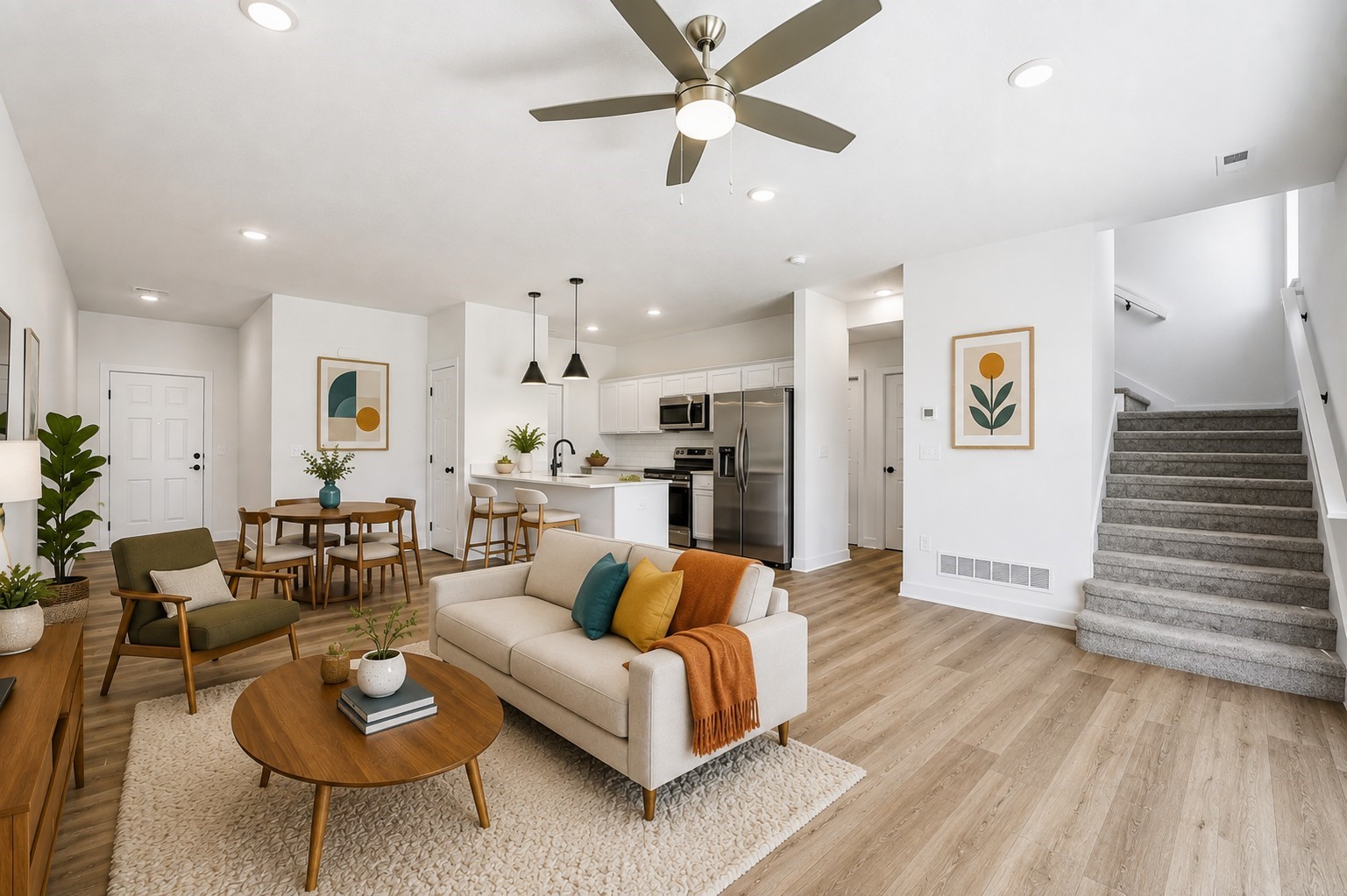 249 NW Waverly Drive