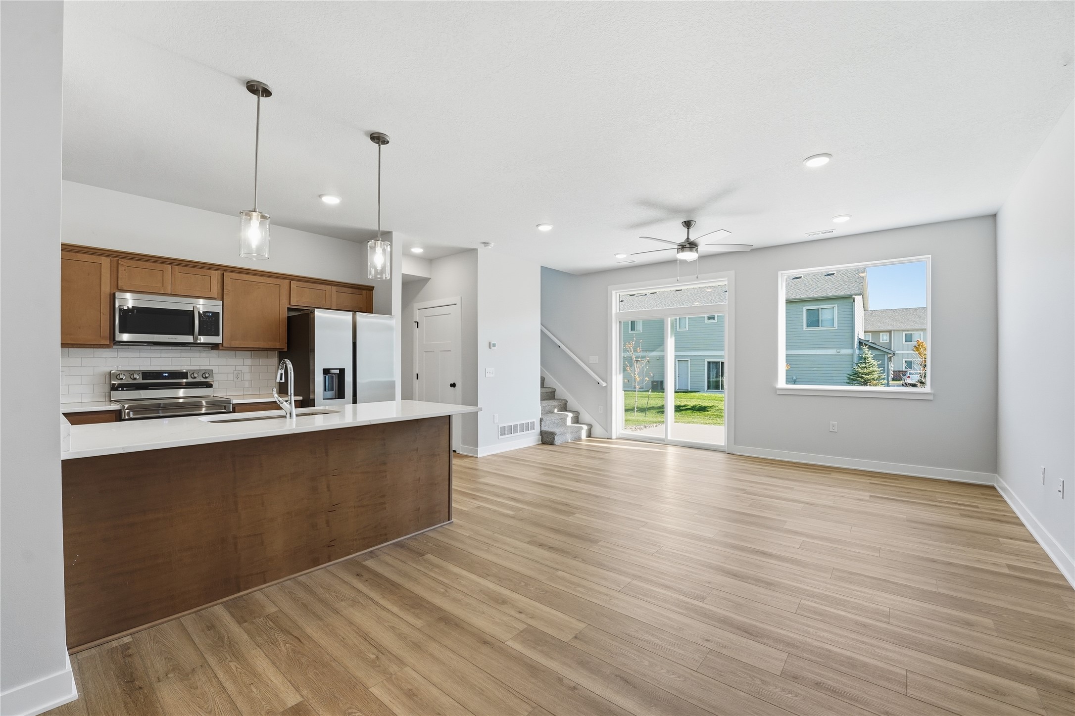 235 NW Waverly Drive