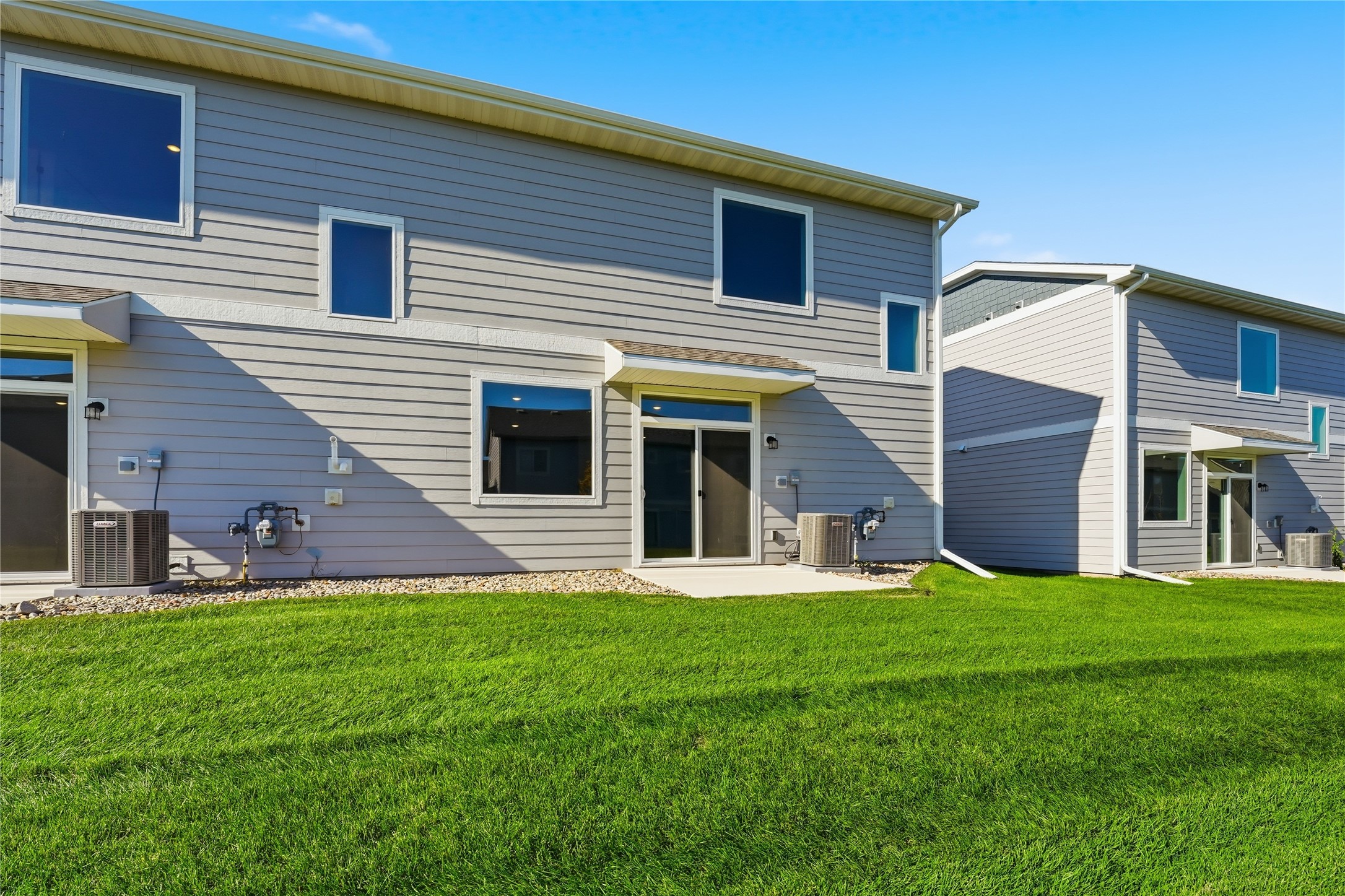 235 NW Waverly Drive