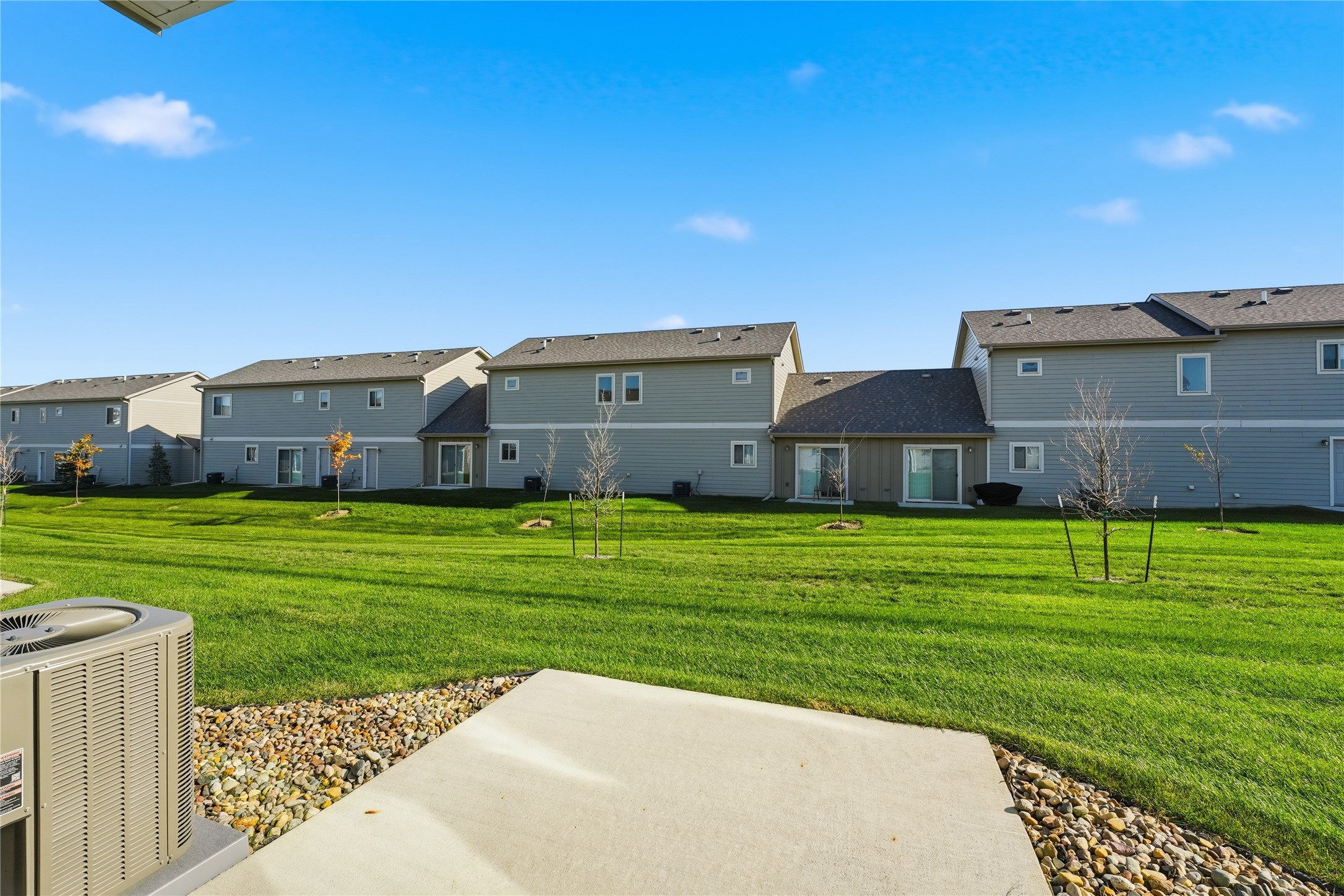 213 NW Waverly Drive