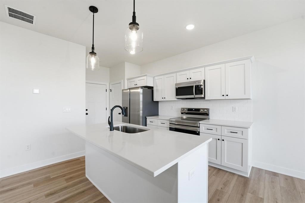 1367 Meadow Rose Place