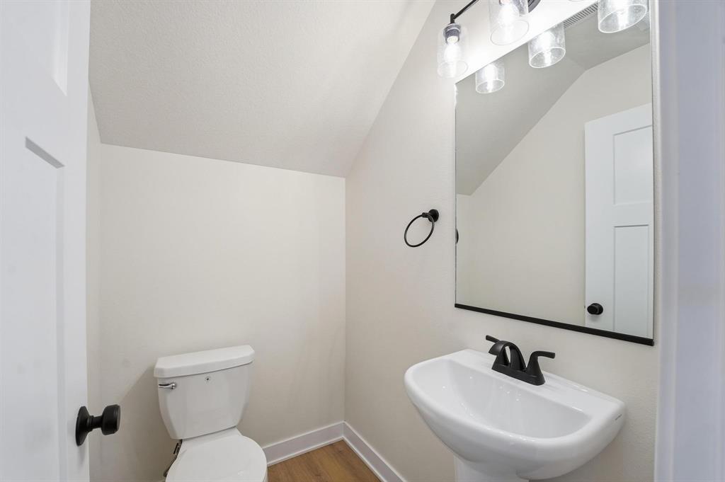 1367 Meadow Rose Place
