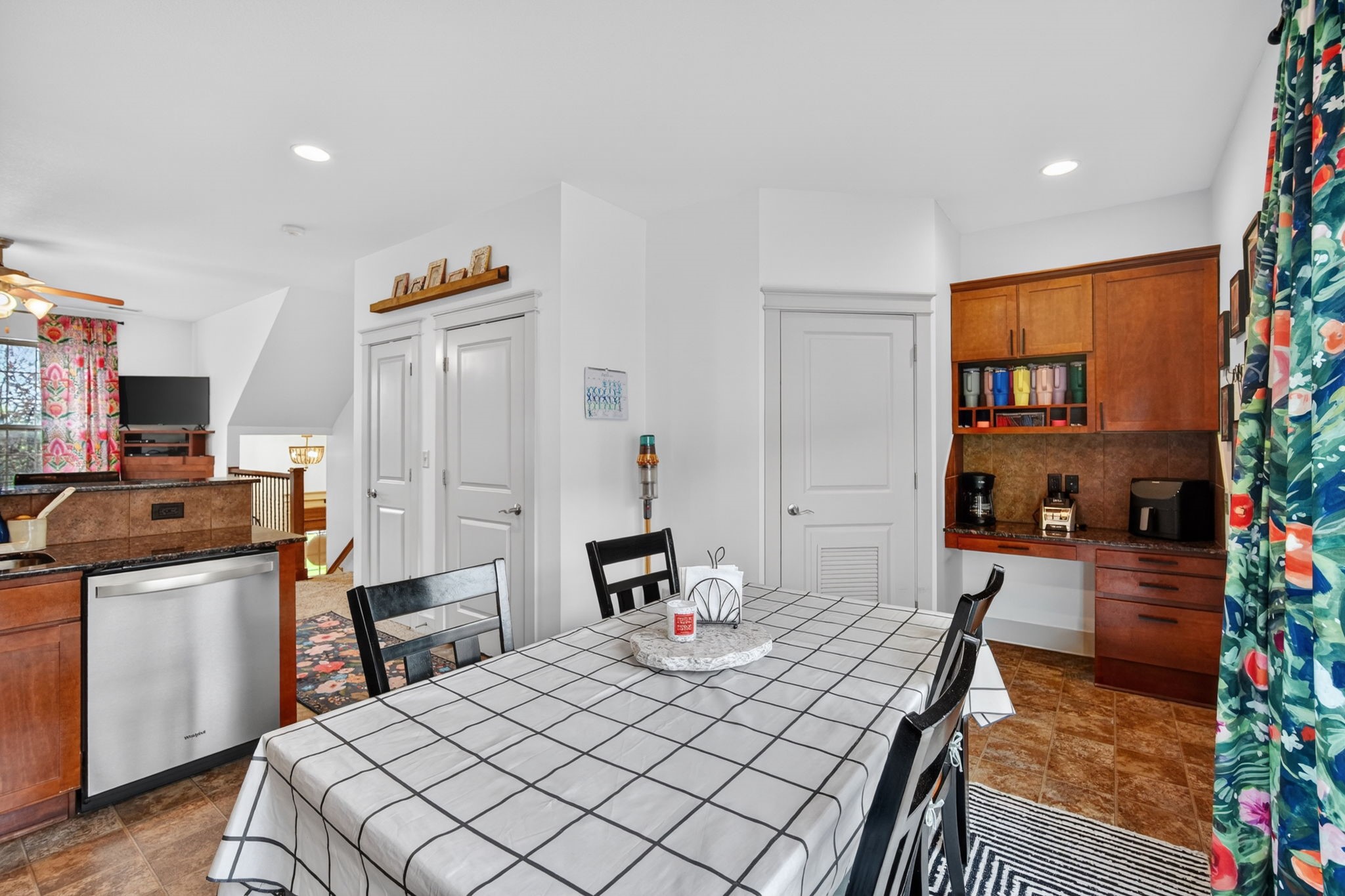 3600 SE Glenstone Drive 202