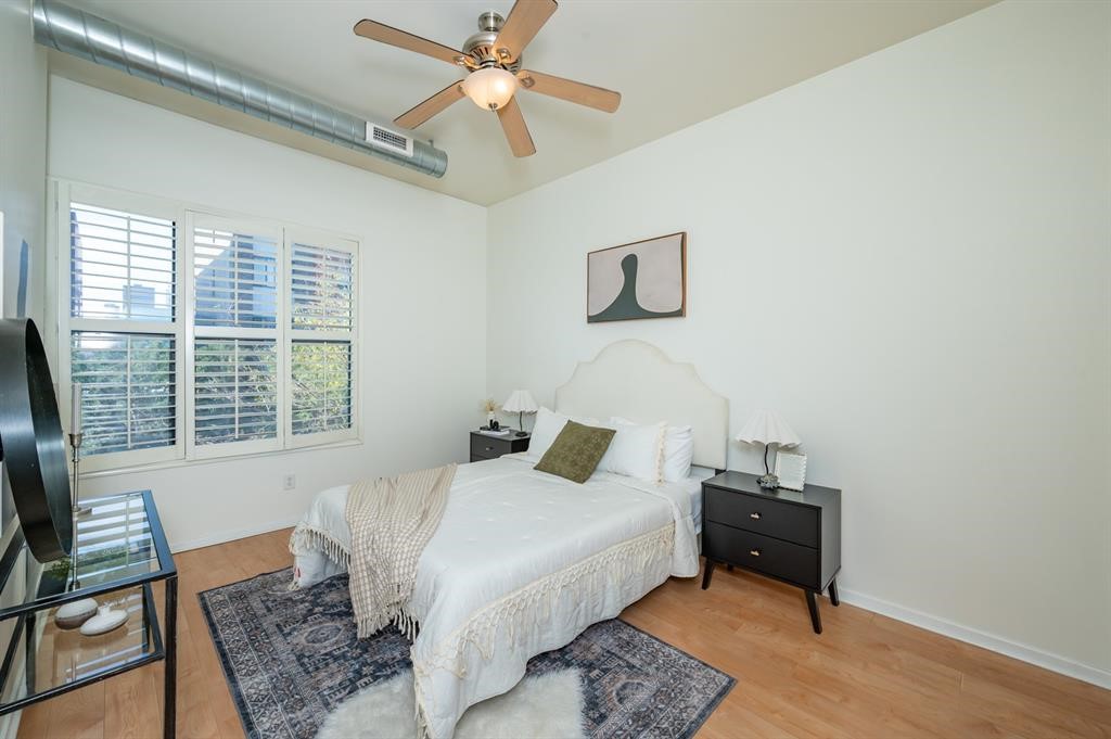 400 E Locust Street 207