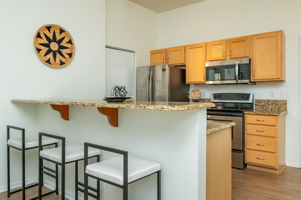 400 E Locust Street 207