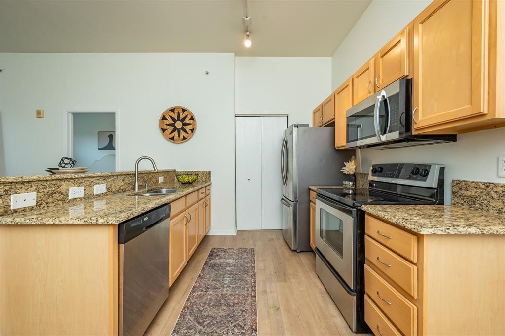 400 E Locust Street 207