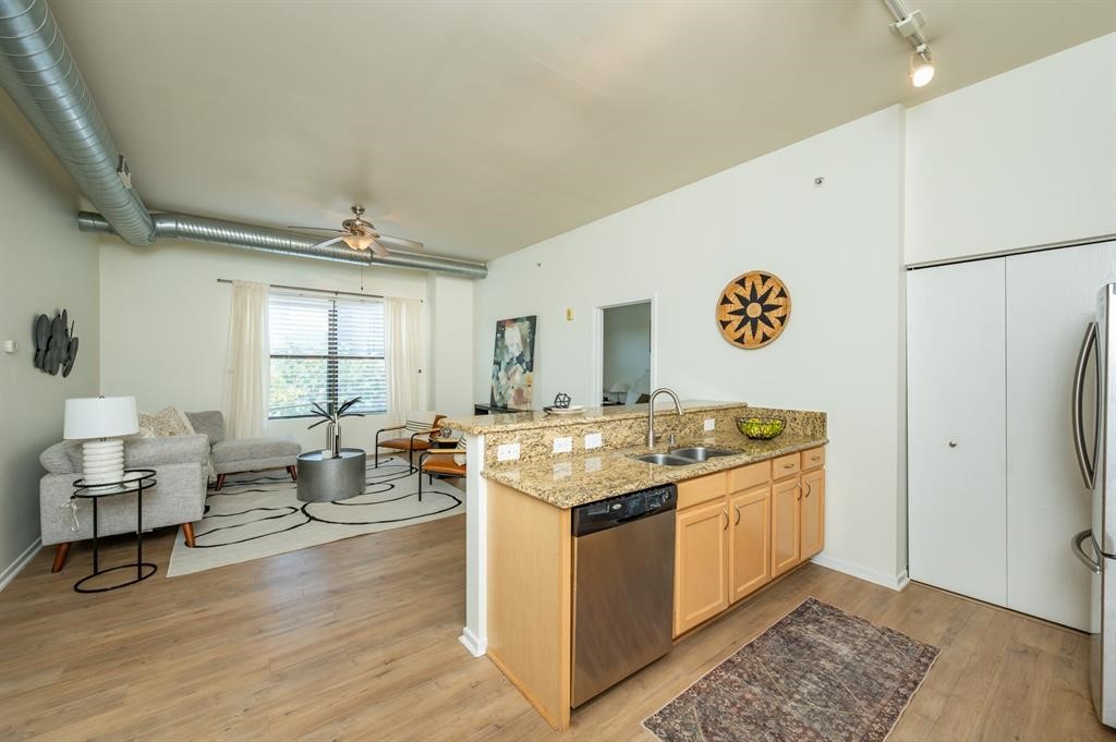 400 E Locust Street 207