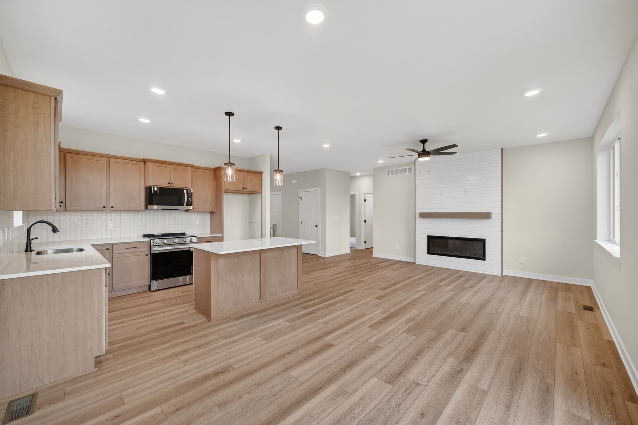 2830 Prairieside Place