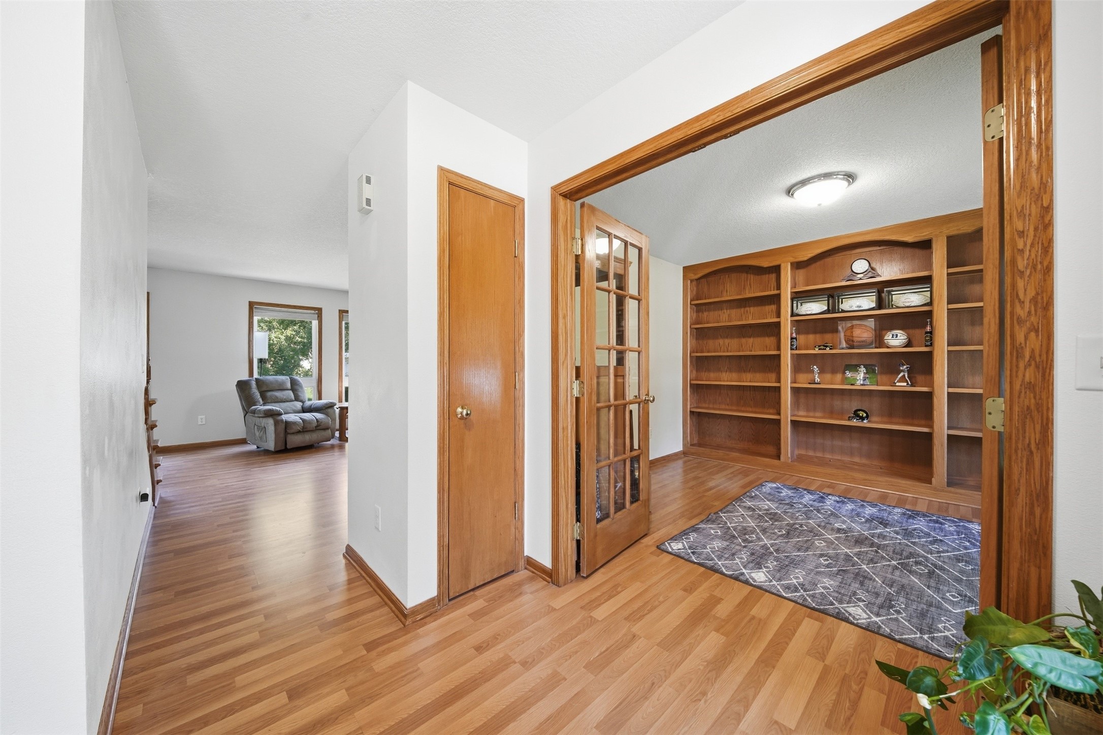 3012 E Highview Drive
