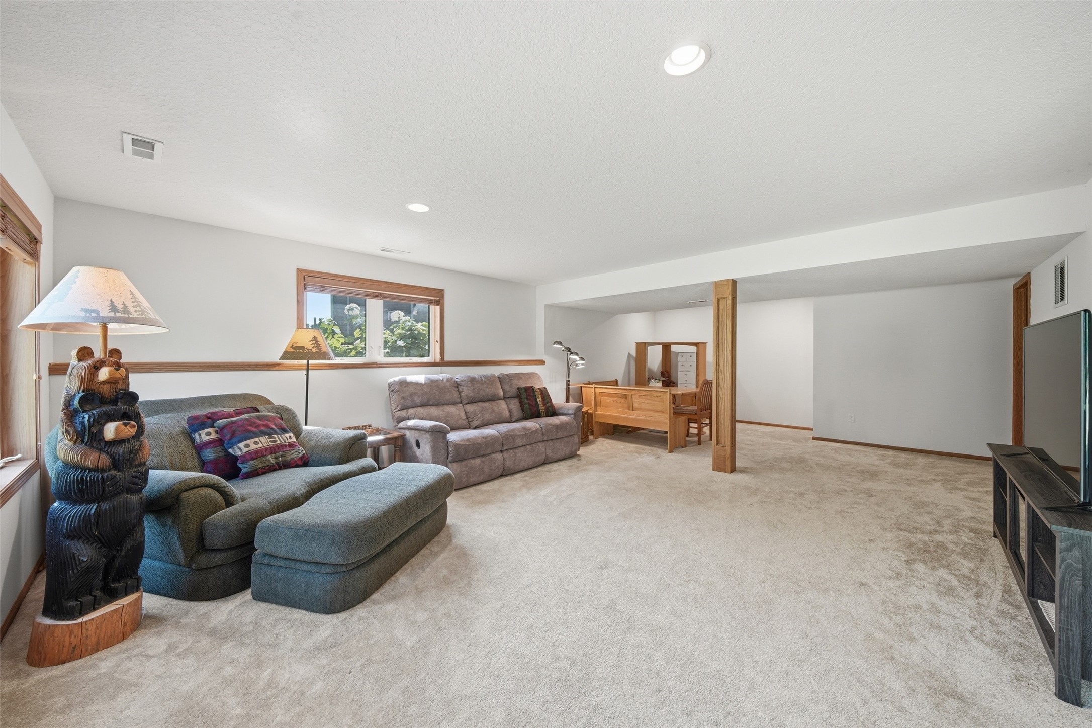 3012 E Highview Drive