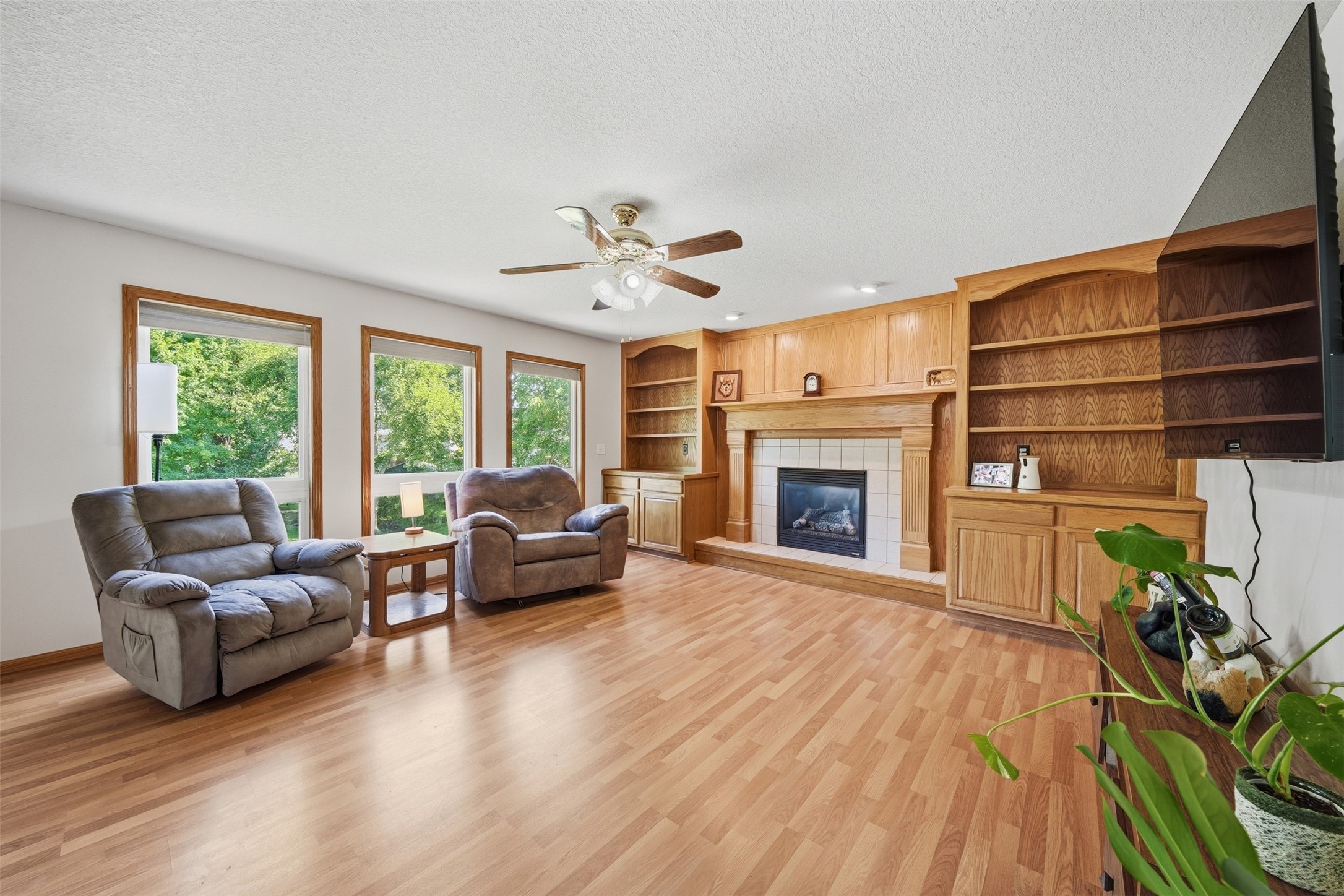 3012 E Highview Drive