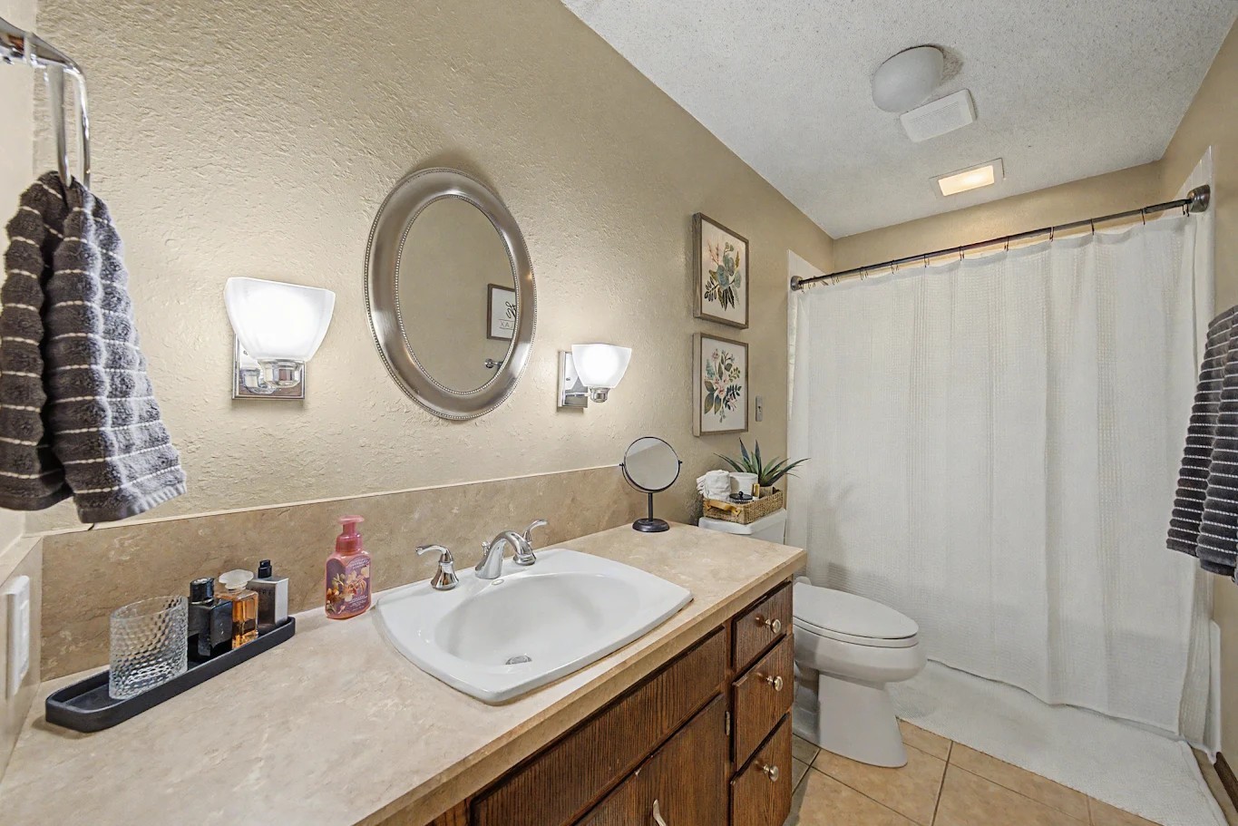 2349 Lake View Drive