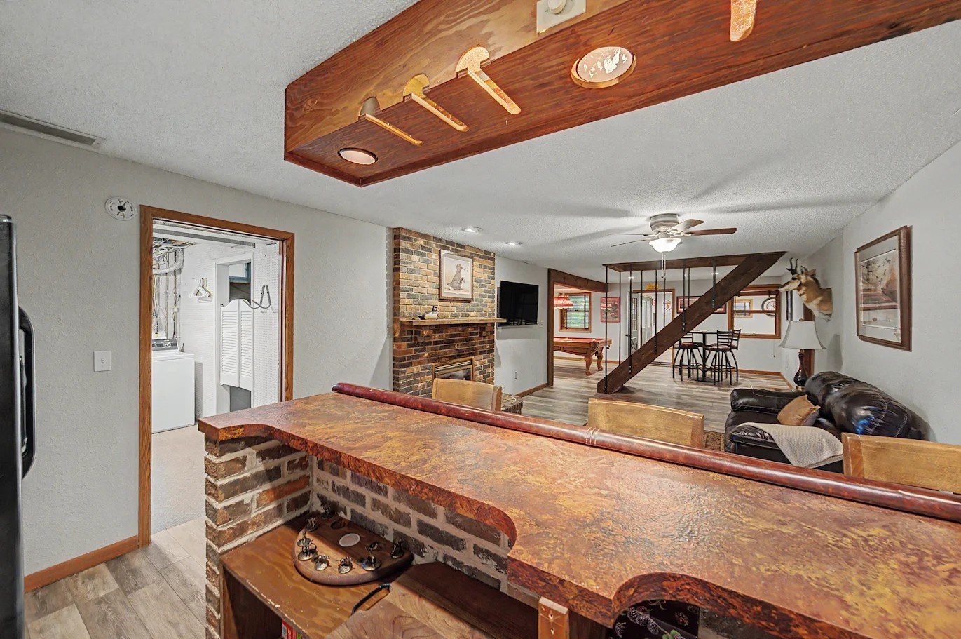 2349 Lake View Drive