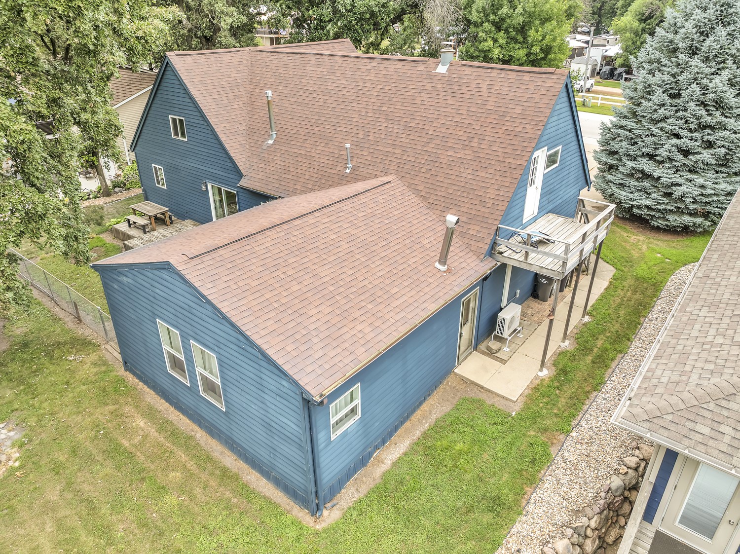 497 Rohr Street