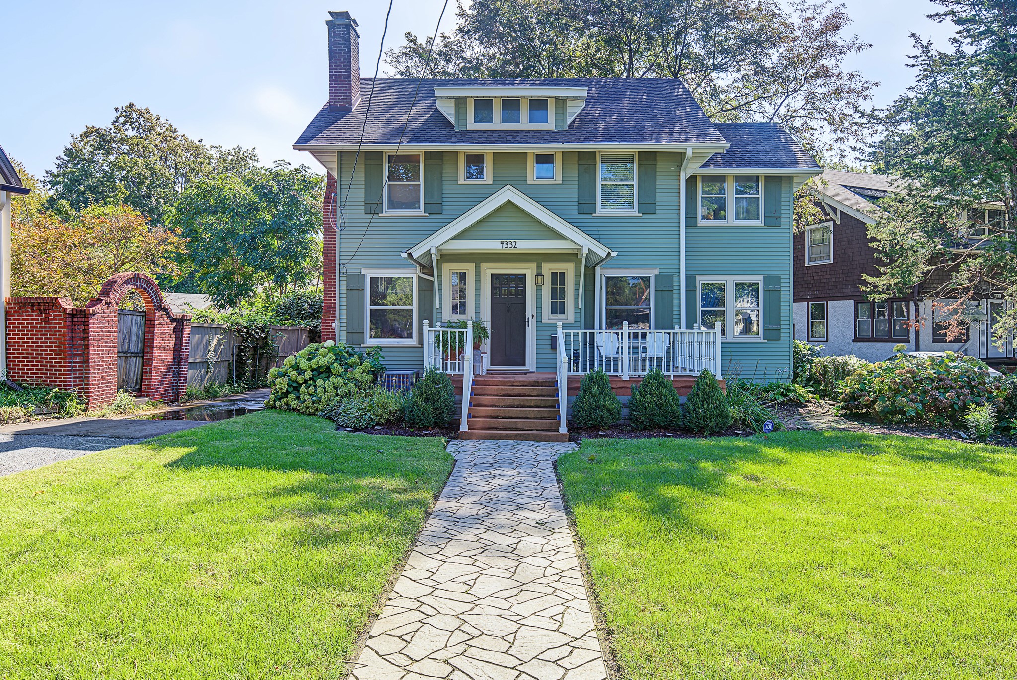 4332 Harwood Drive