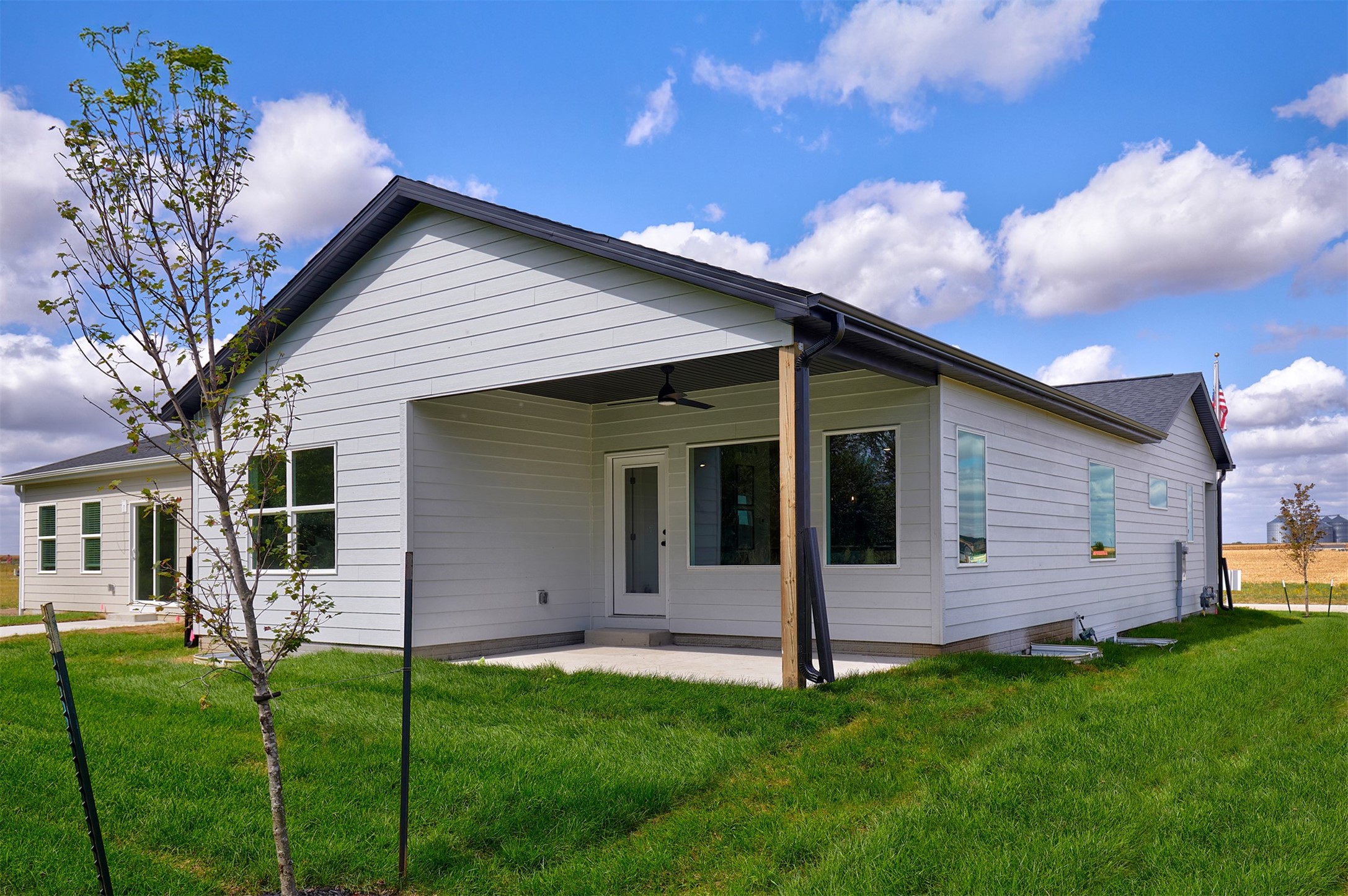 1012 NW MacArthur Lane