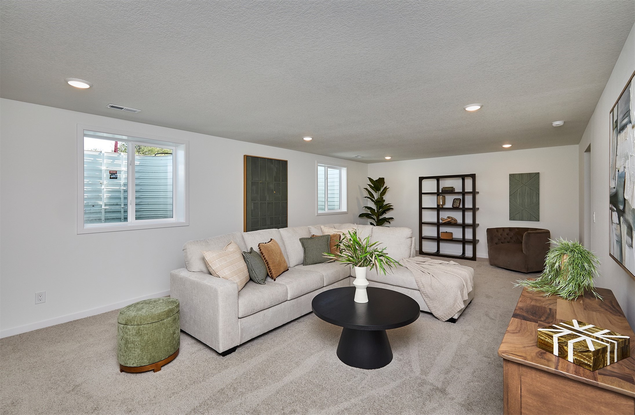 1012 NW MacArthur Lane