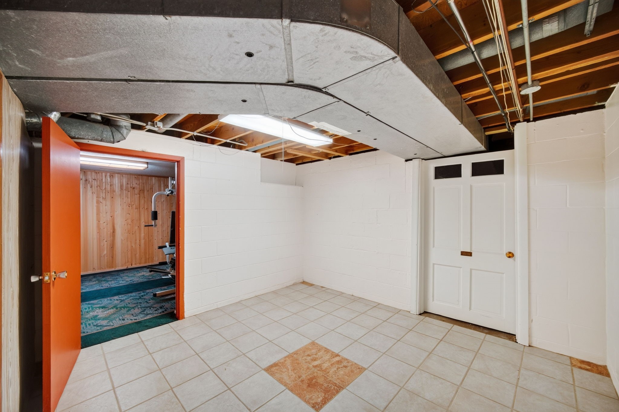 4521 Aurora Avenue