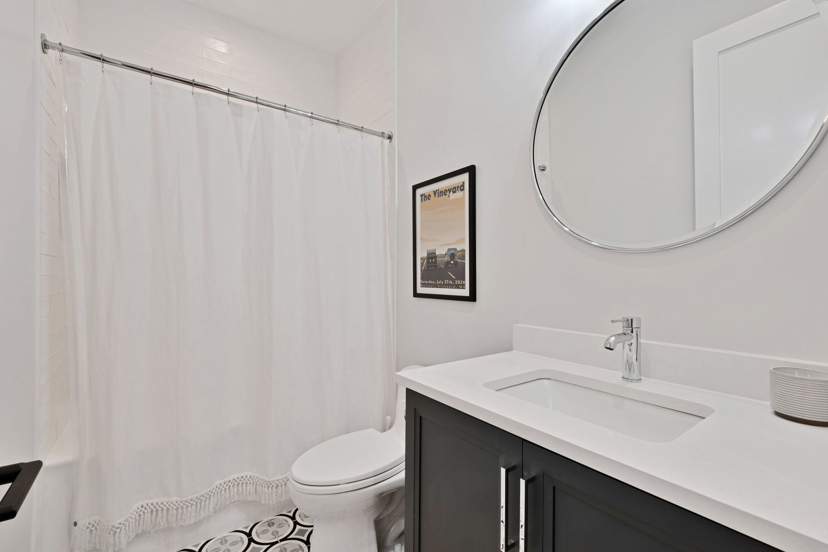 2207 N Orchard Street Unit: 3