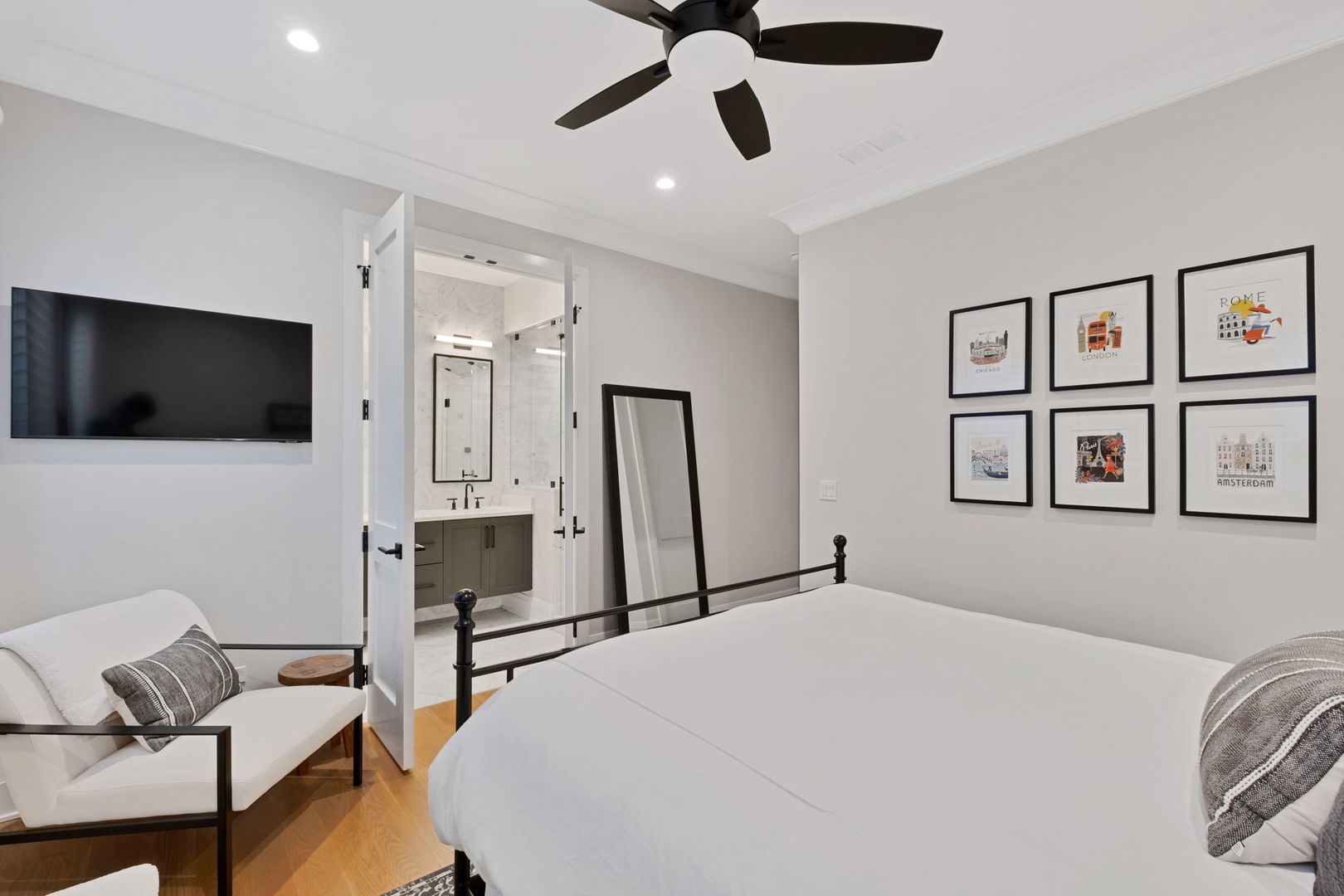 2207 N Orchard Street Unit: 3