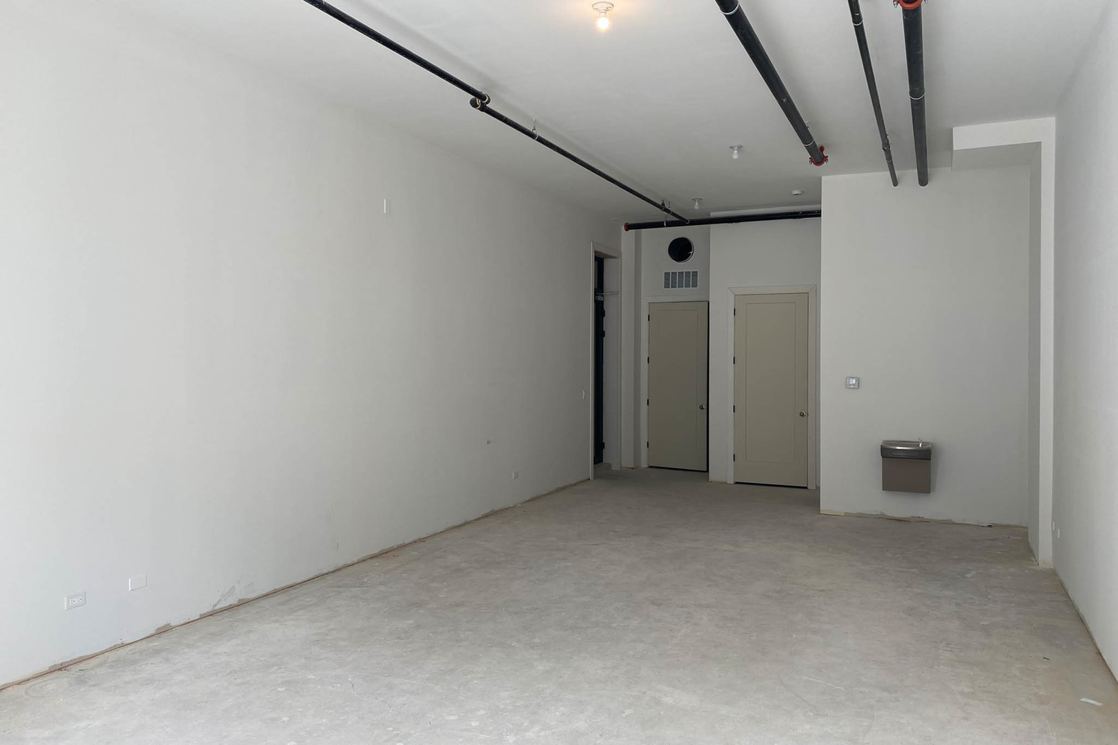 3019 N Lincoln Avenue Unit: 1