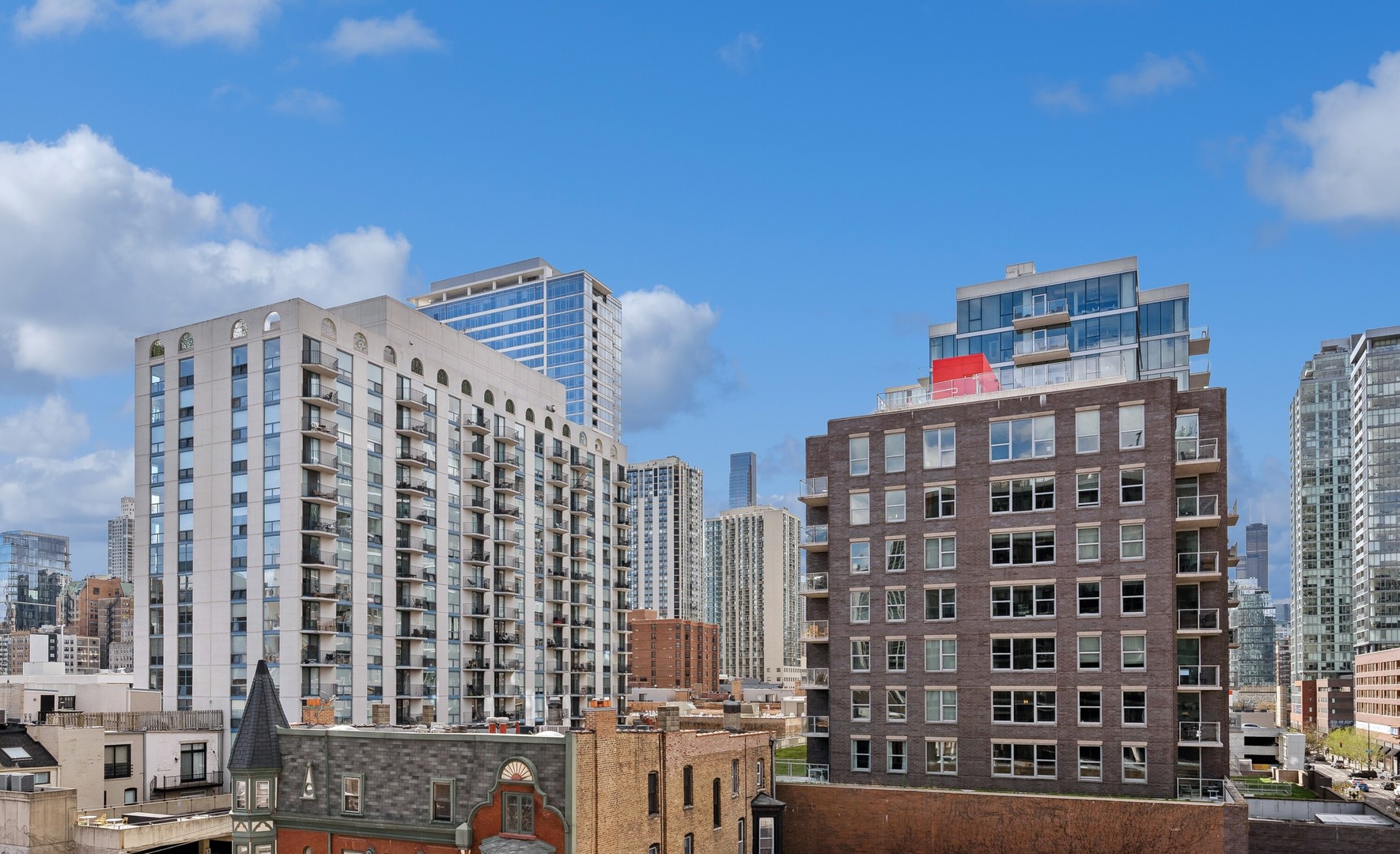 1309 N Wells Street Unit: 604