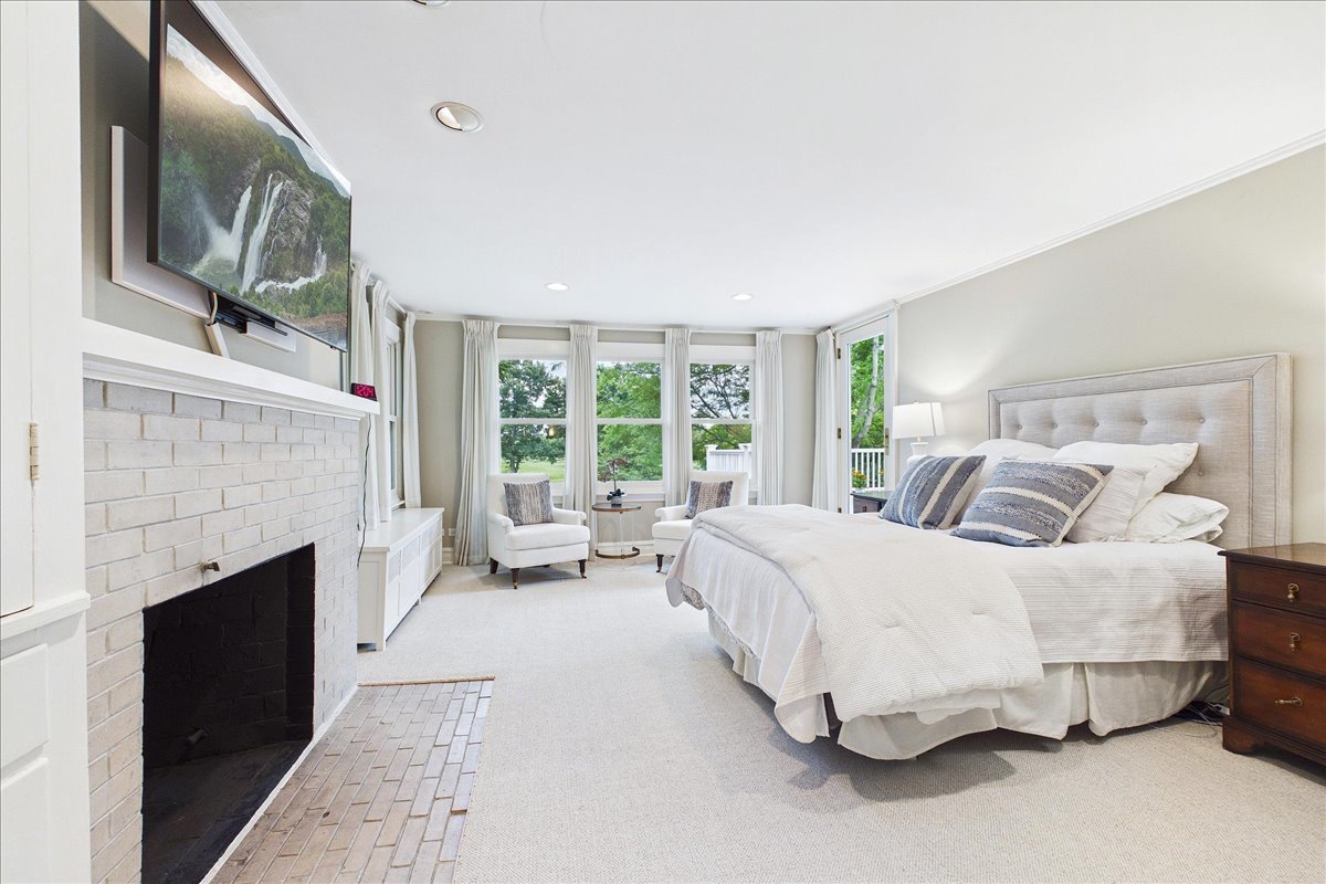 1440 Tower Road