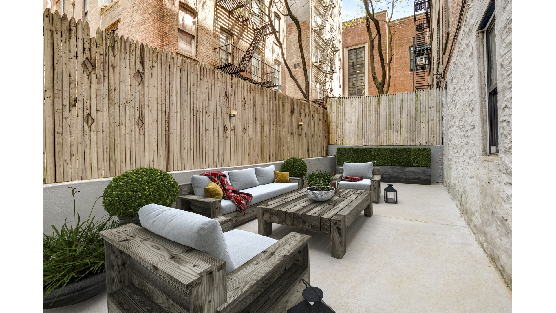 317 W 95TH Street HG